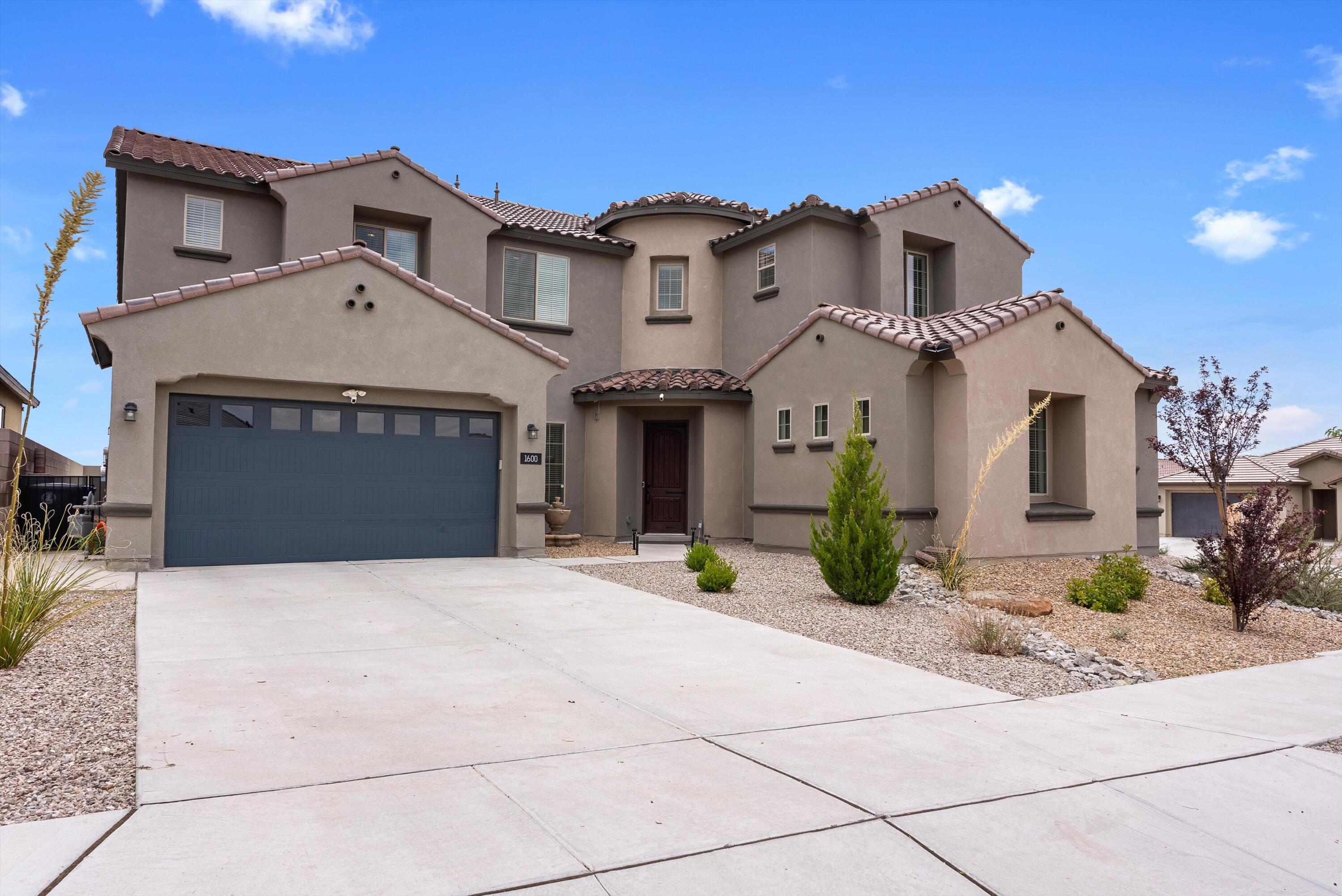 1600 Deer Valley Trail Drive NW