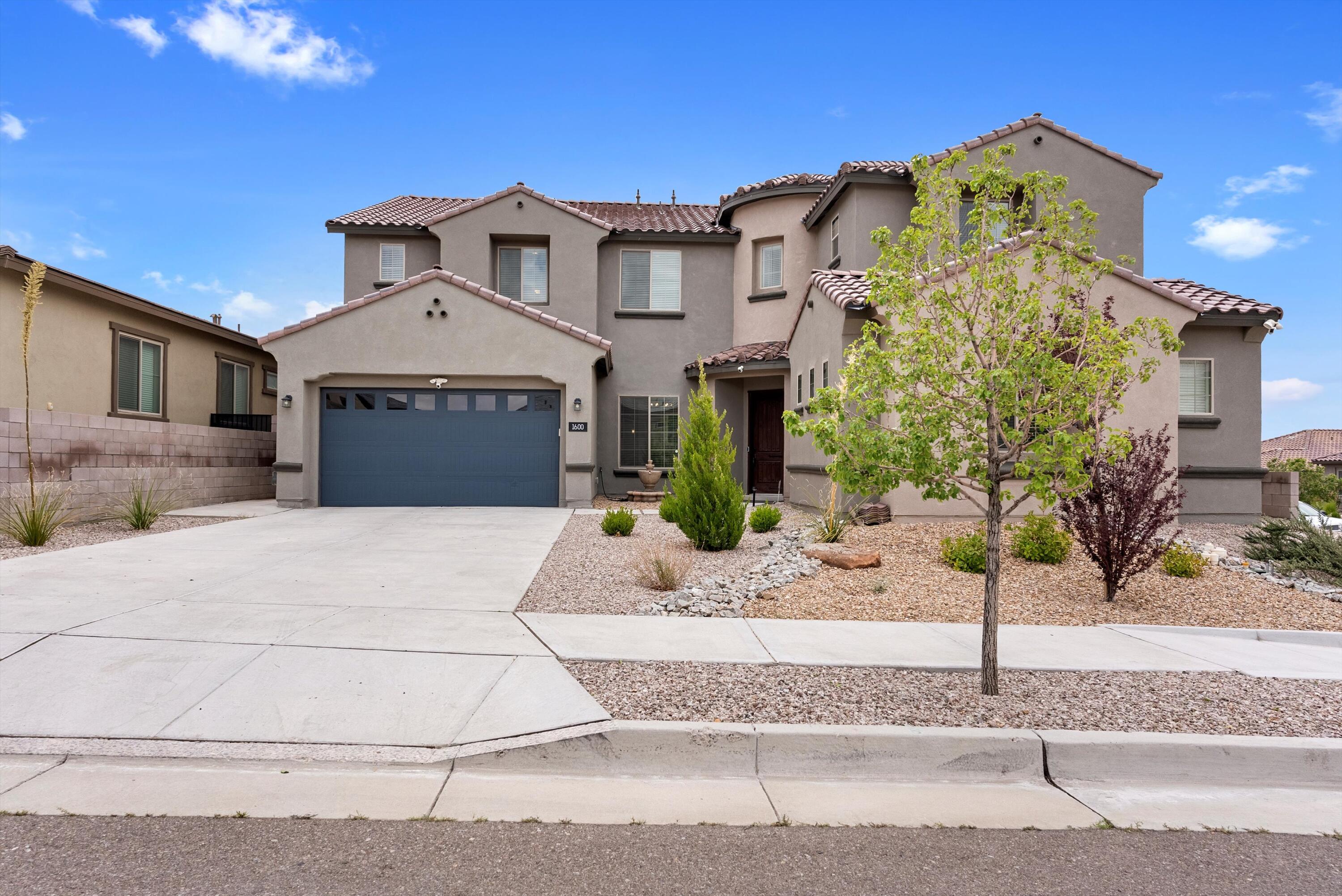 1600 Deer Valley Trail Drive NW