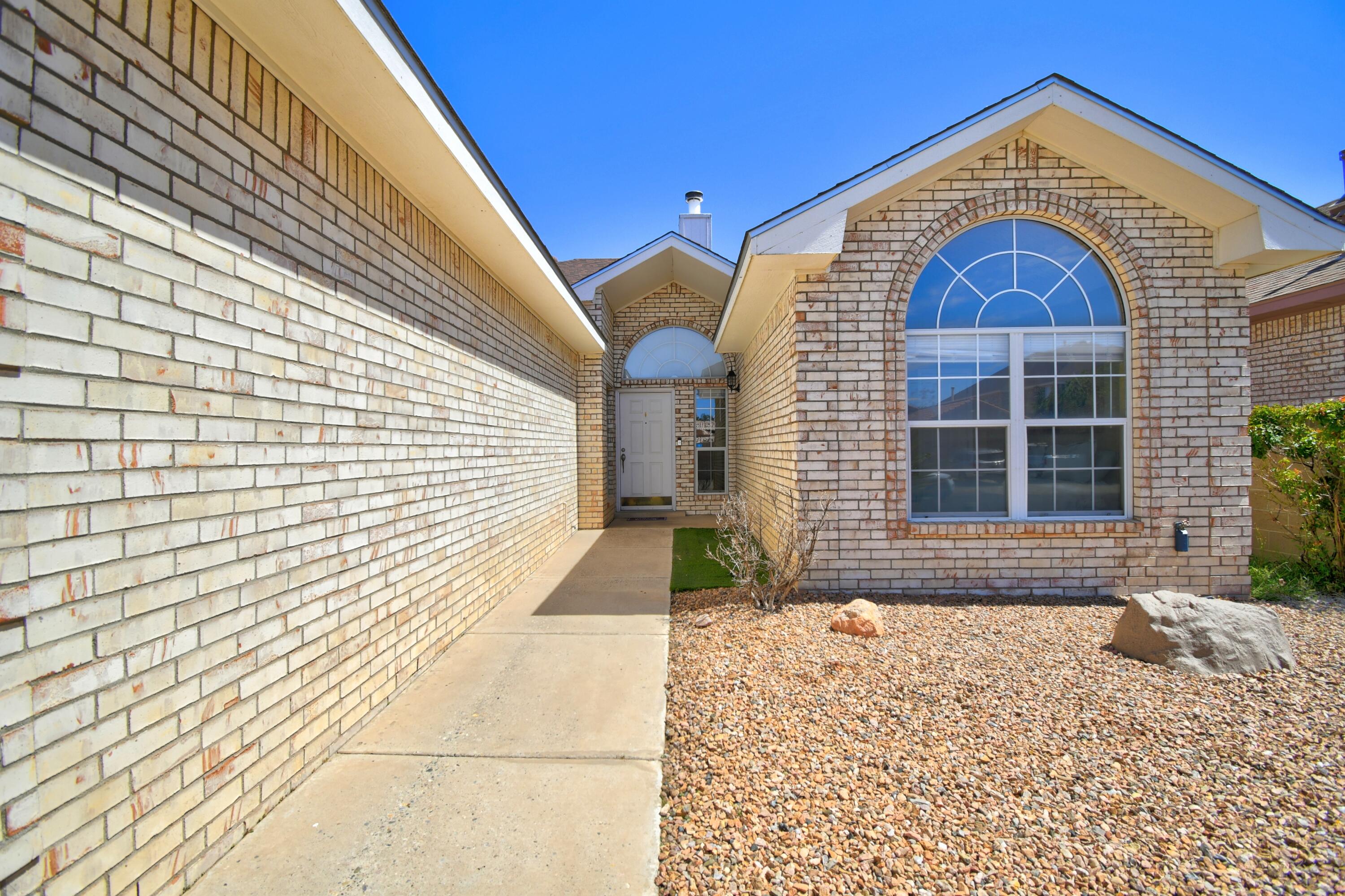 8316 Calle Soquelle NE