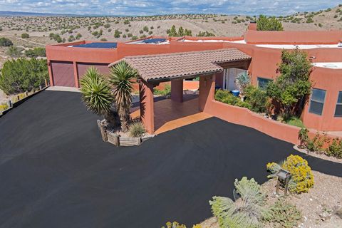 Photo of 7 CALLE CHOLLA, Placitas, NM 87043 (MLS # 1091015)