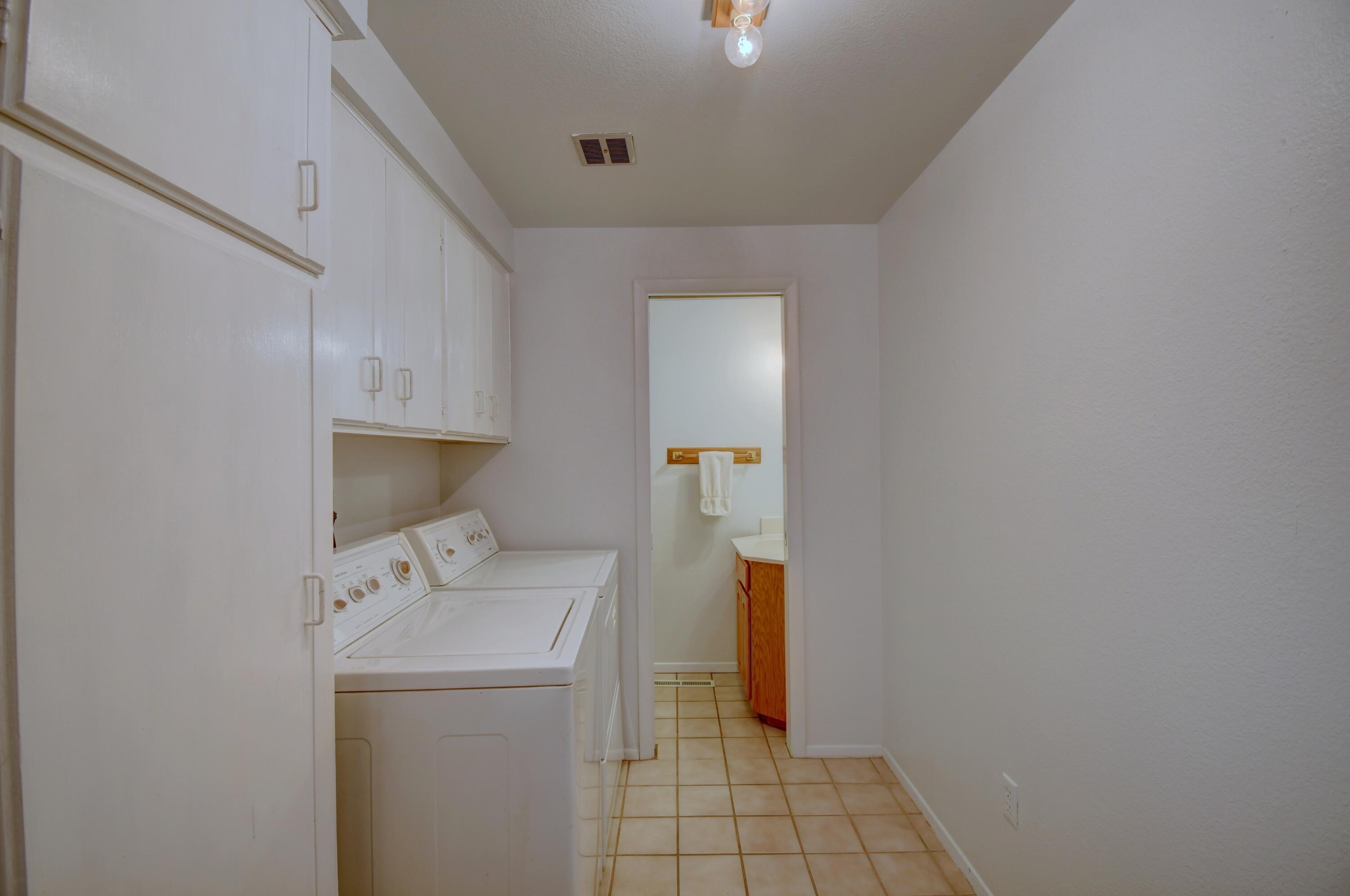7424 La Jara Court, Albuquerque, New Mexico image 18