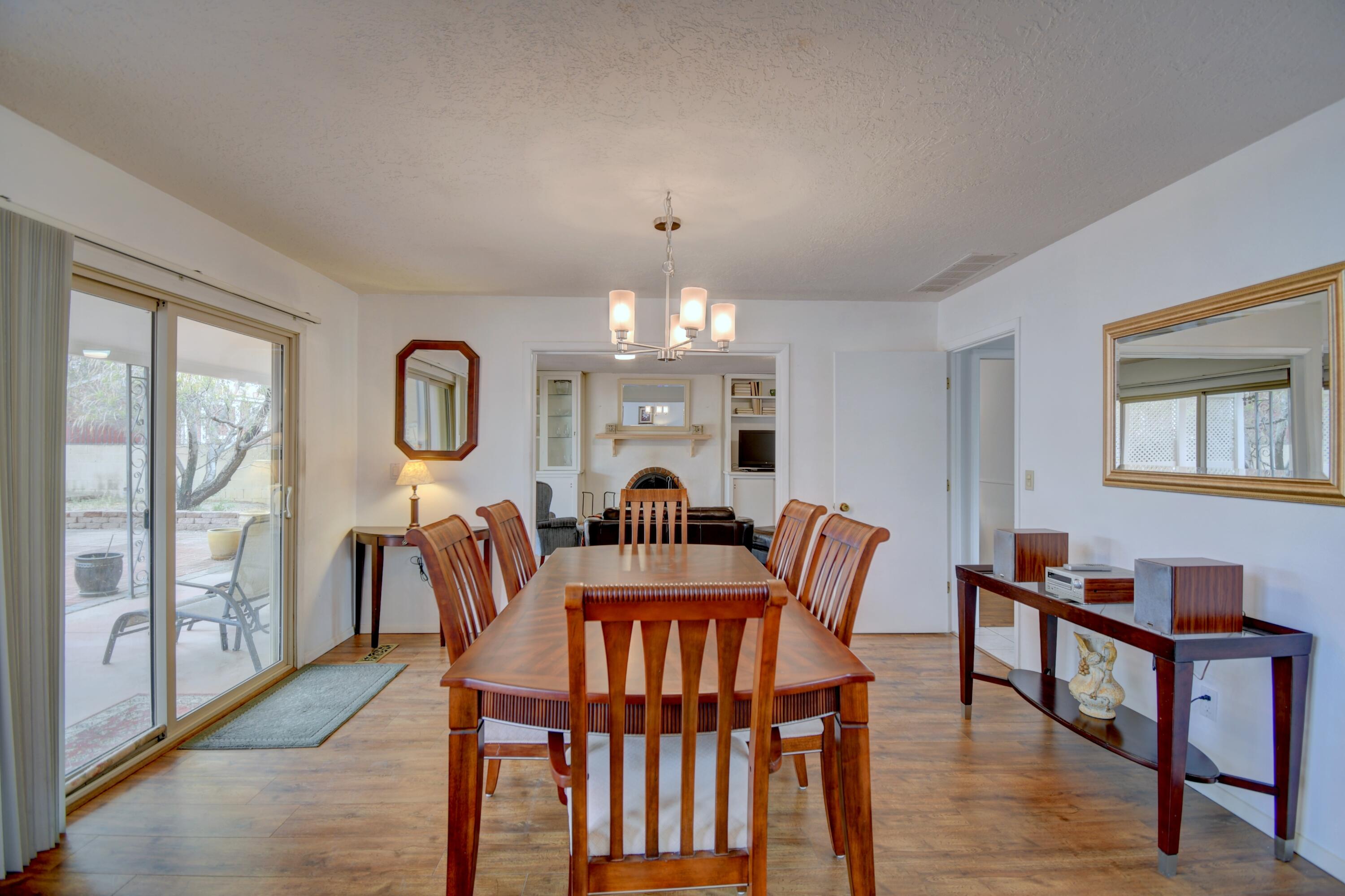 7424 La Jara Court, Albuquerque, New Mexico image 7