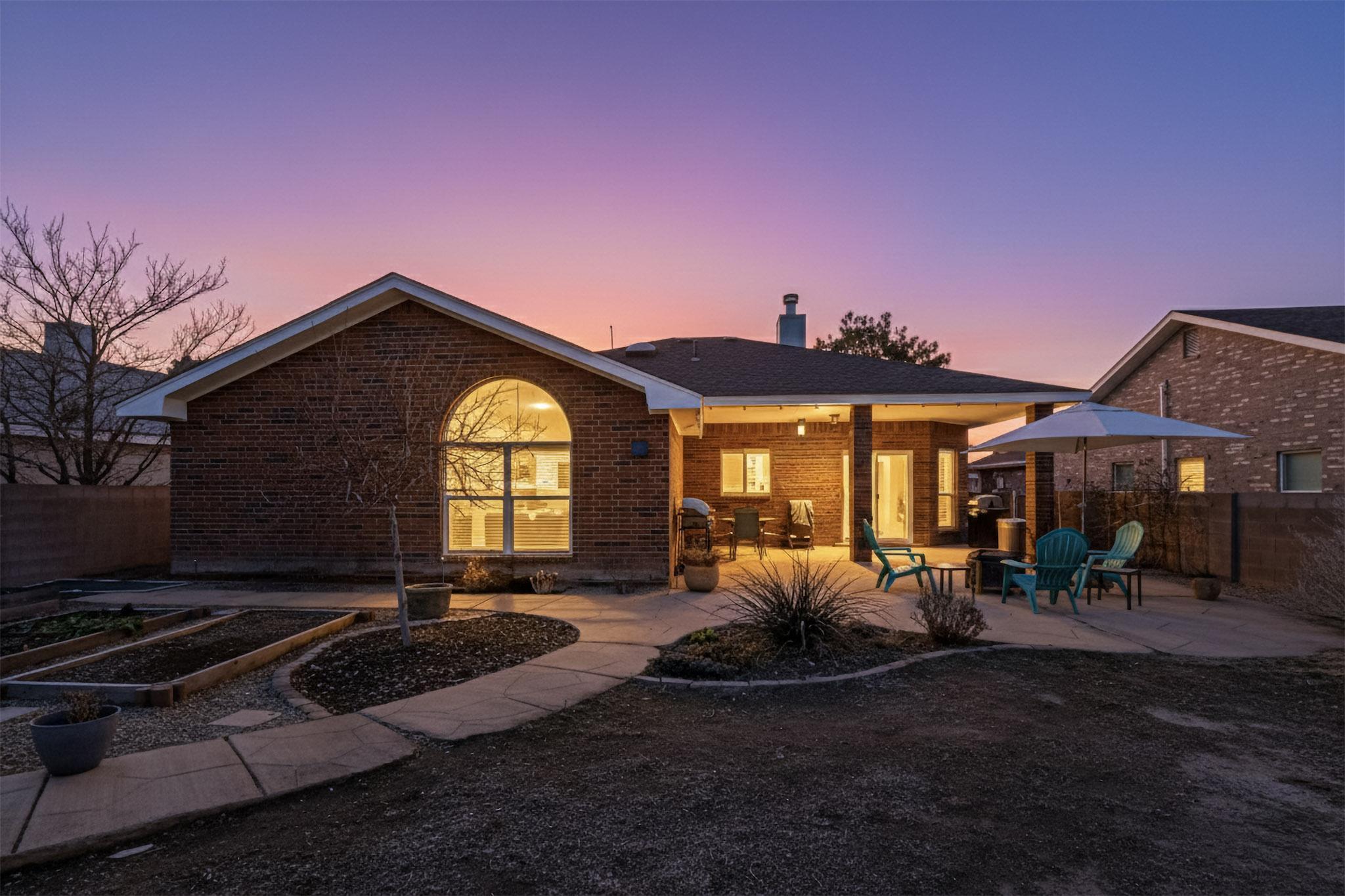 9412 Piedra Colina Court NW