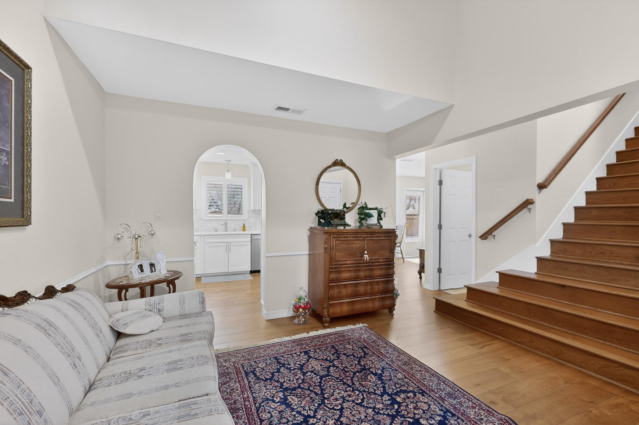 7007 Marigot Court NW