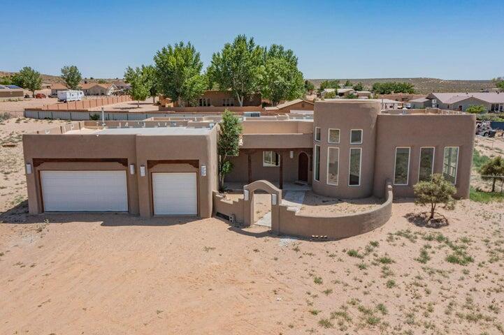 13 Miguel Lane, Los Lunas, New Mexico image 1