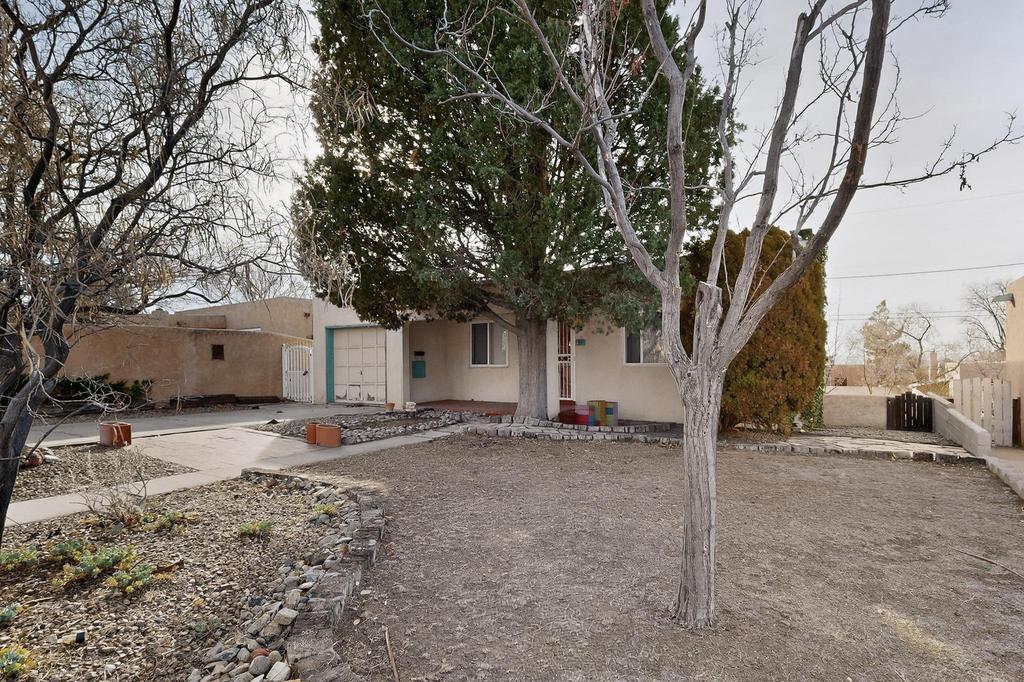 917 Girard Boulevard SE