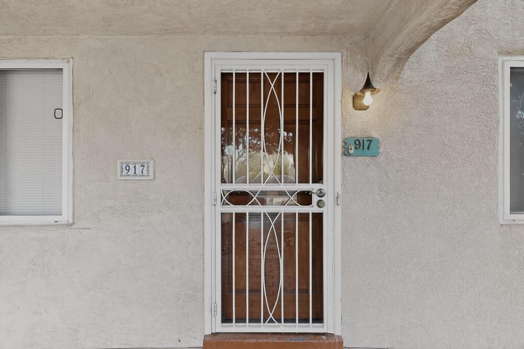 917 Girard Boulevard SE