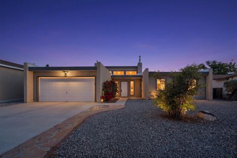 Photo of 5309 Calle Serena NW, Albuquerque, NM 87120 (MLS # 1102880)