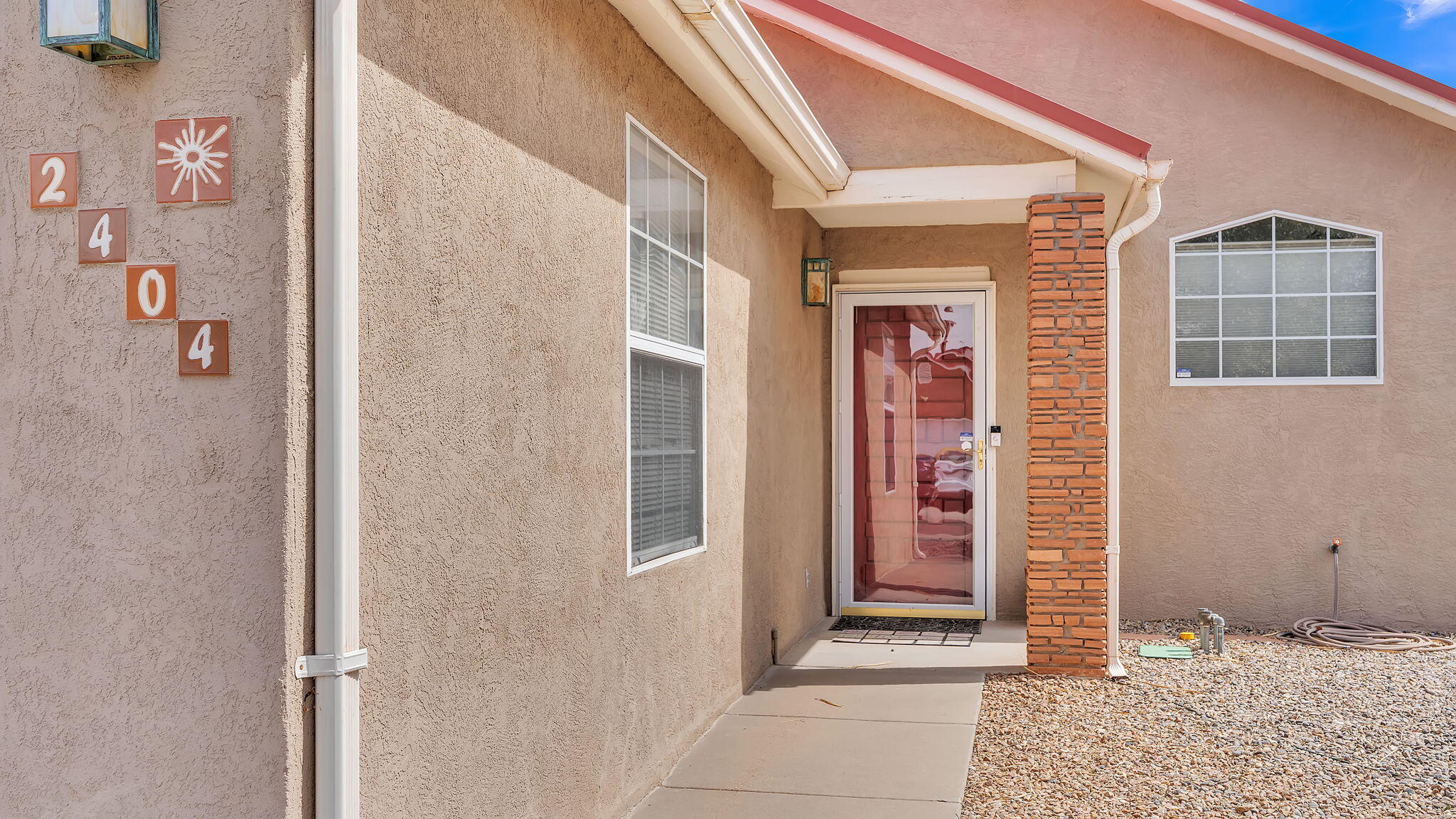 2404 Tompiro Road, Albuquerque, New Mexico image 2