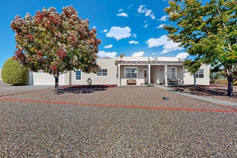 Photo of 318 San Marcos Loop, Santa Fe, NM 87508 (MLS # 1094109)