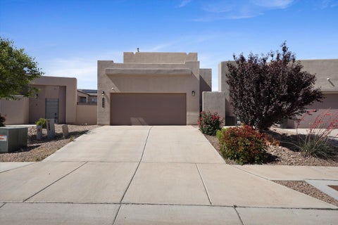 Homes For Sale - 1536 Tierra Verde Loop<br/> Valencia County, Los Lunas, NM 87031