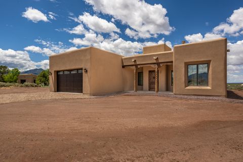 Photo of 1 Mesa Encantada Avenue, Ranchos de Taos, NM 87557 (MLS # 1086213)