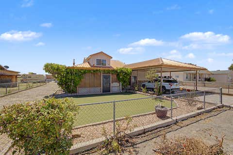 Photo of 115 Ventura Road, Belen, NM 87002 (MLS # 1108895)