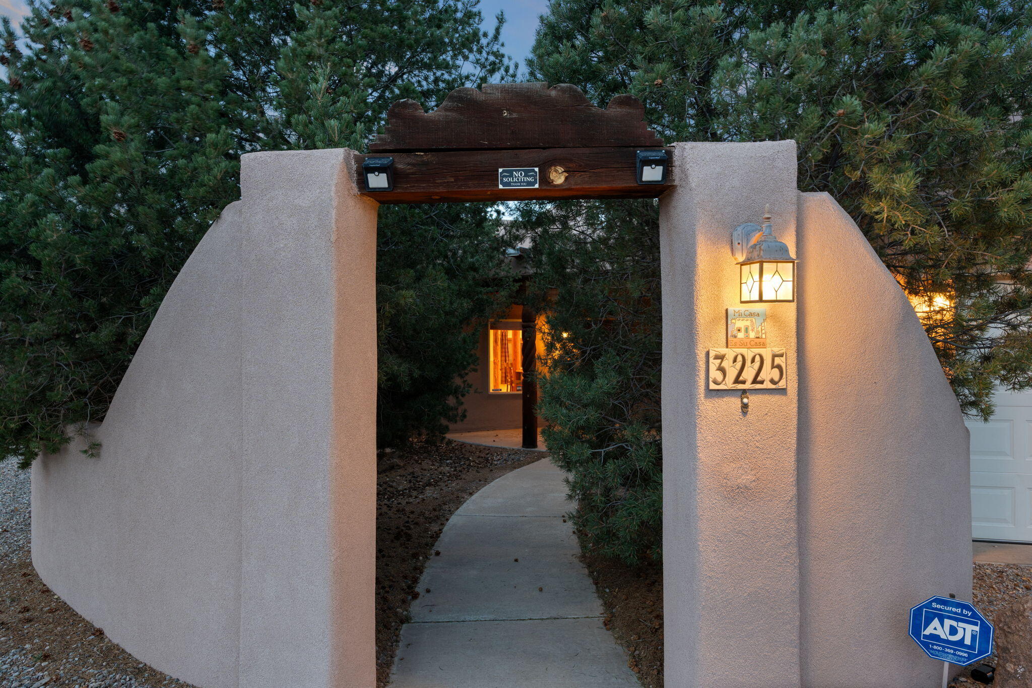 3225 Falkirk Court, Rio Rancho, New Mexico image 4
