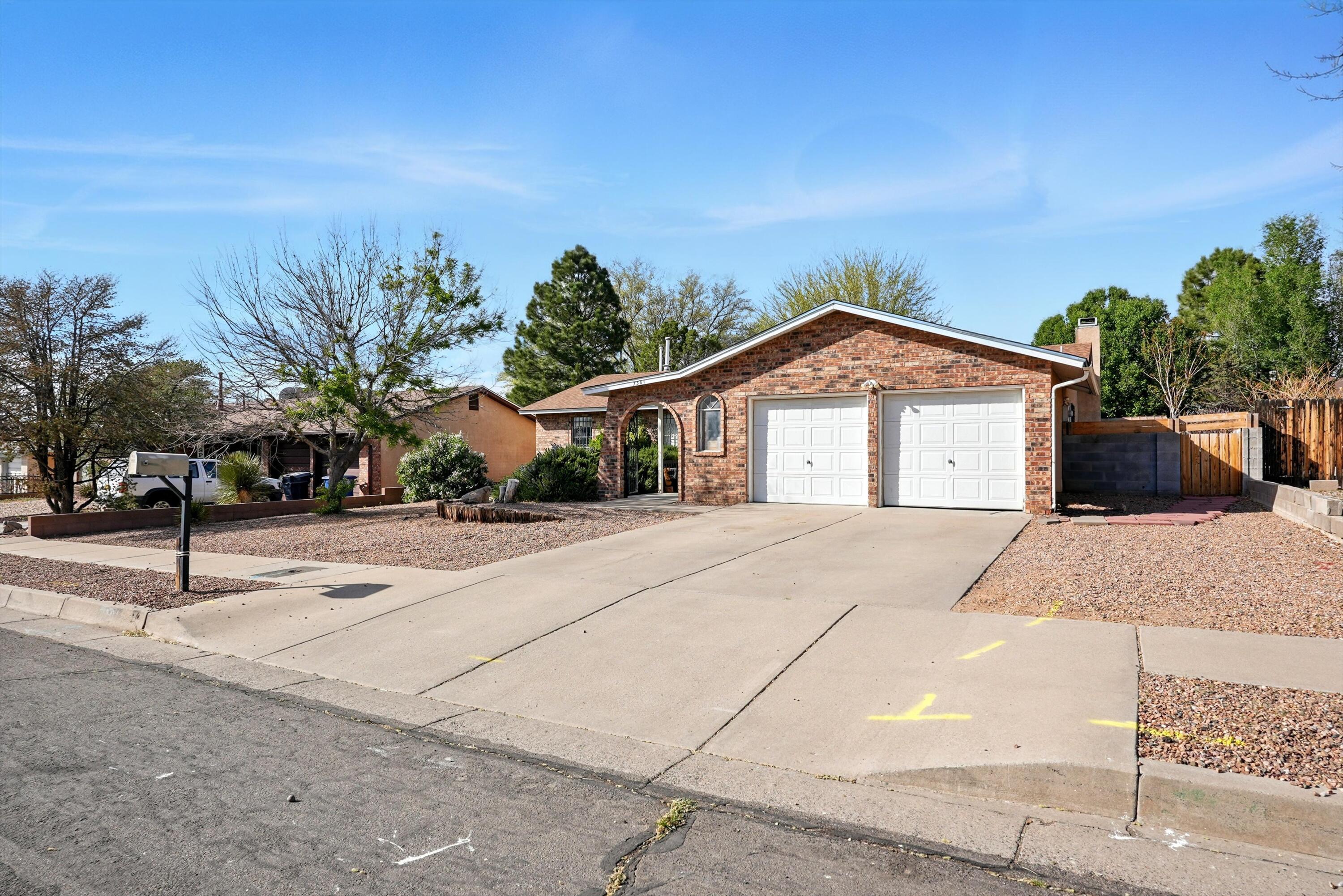 7301 Welton Drive, Albuquerque, New Mexico image 2
