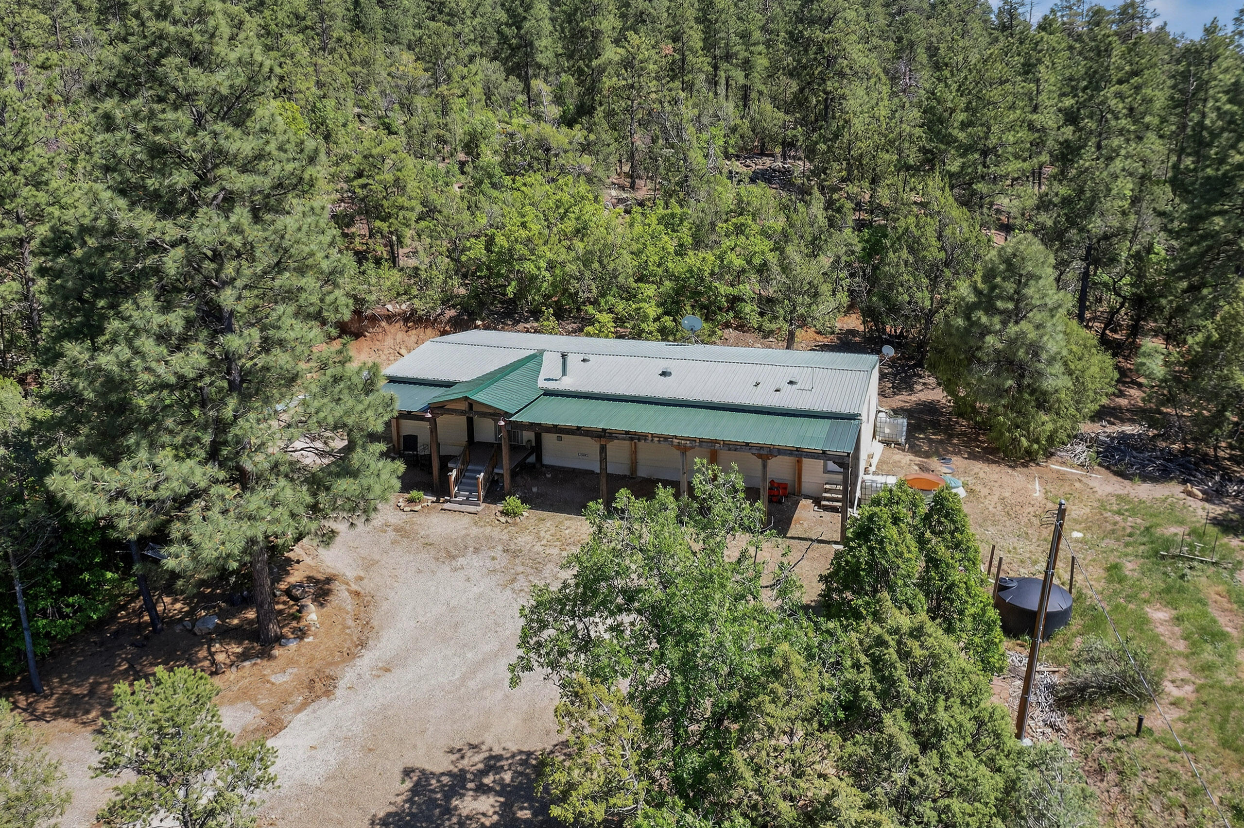 38 Chipmunk Lane, Tijeras, New Mexico image 2