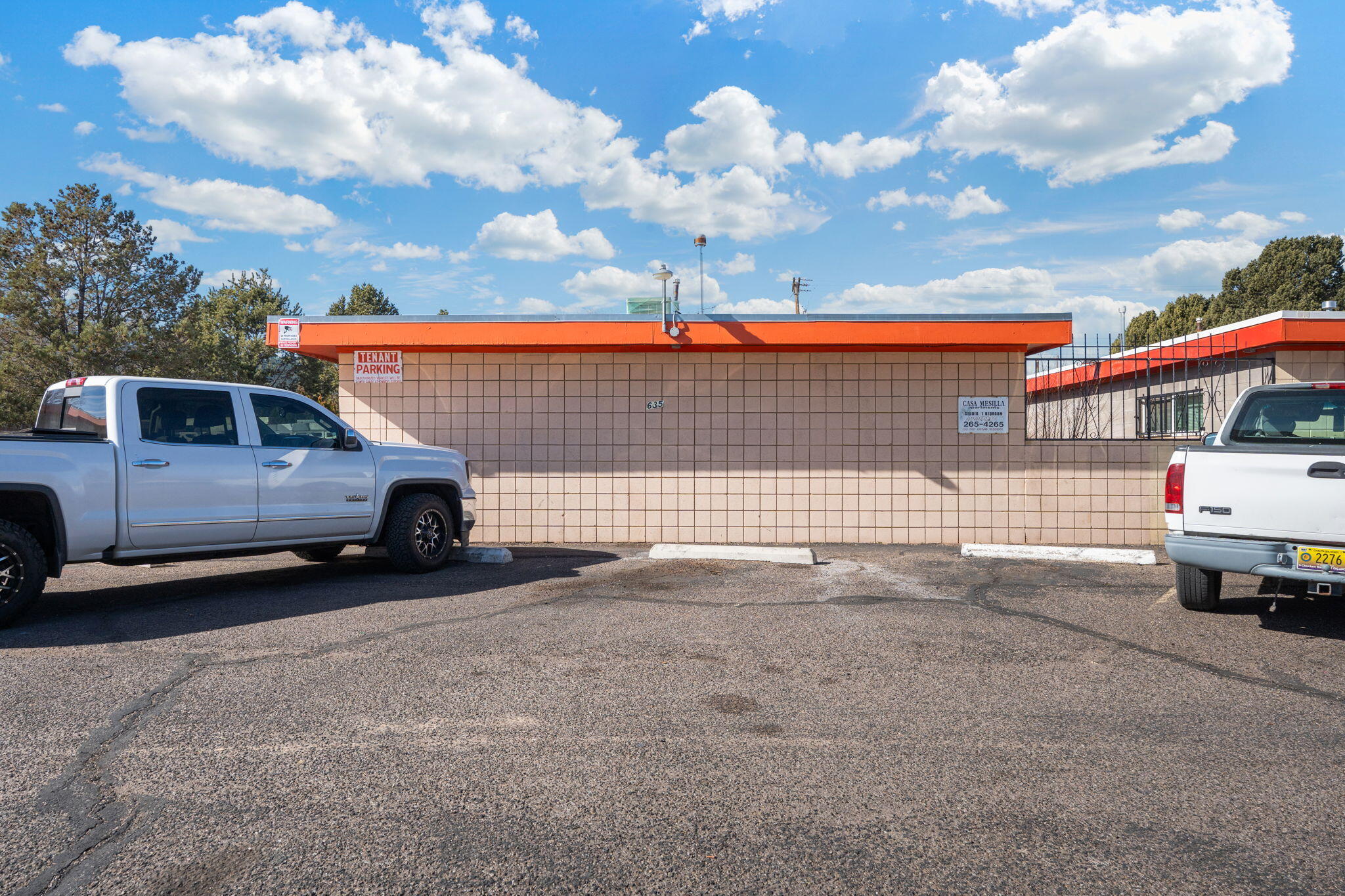 635 & 637 Mesilla Street SE