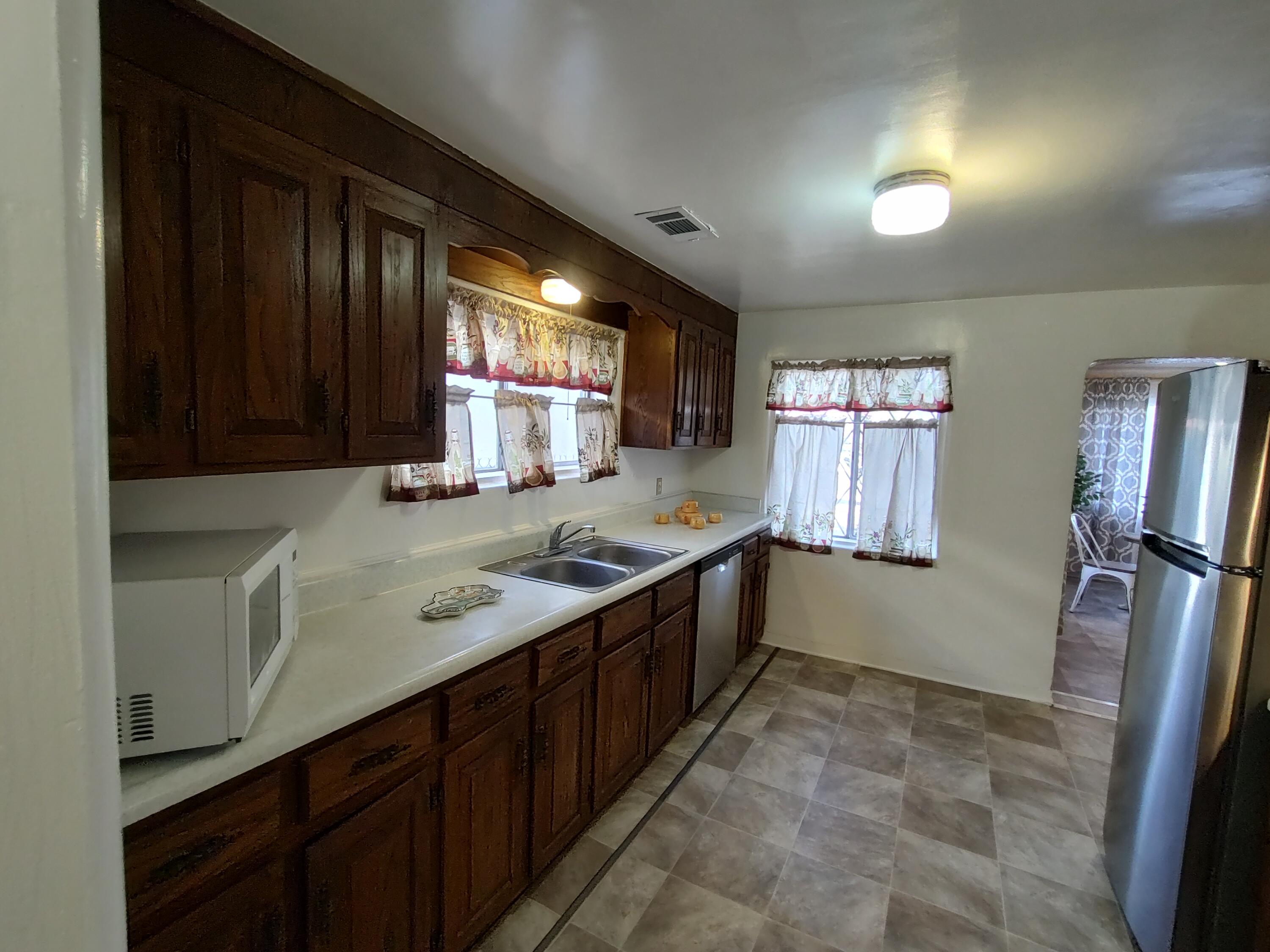 1214 Stover Avenue, Albuquerque, New Mexico image 37
