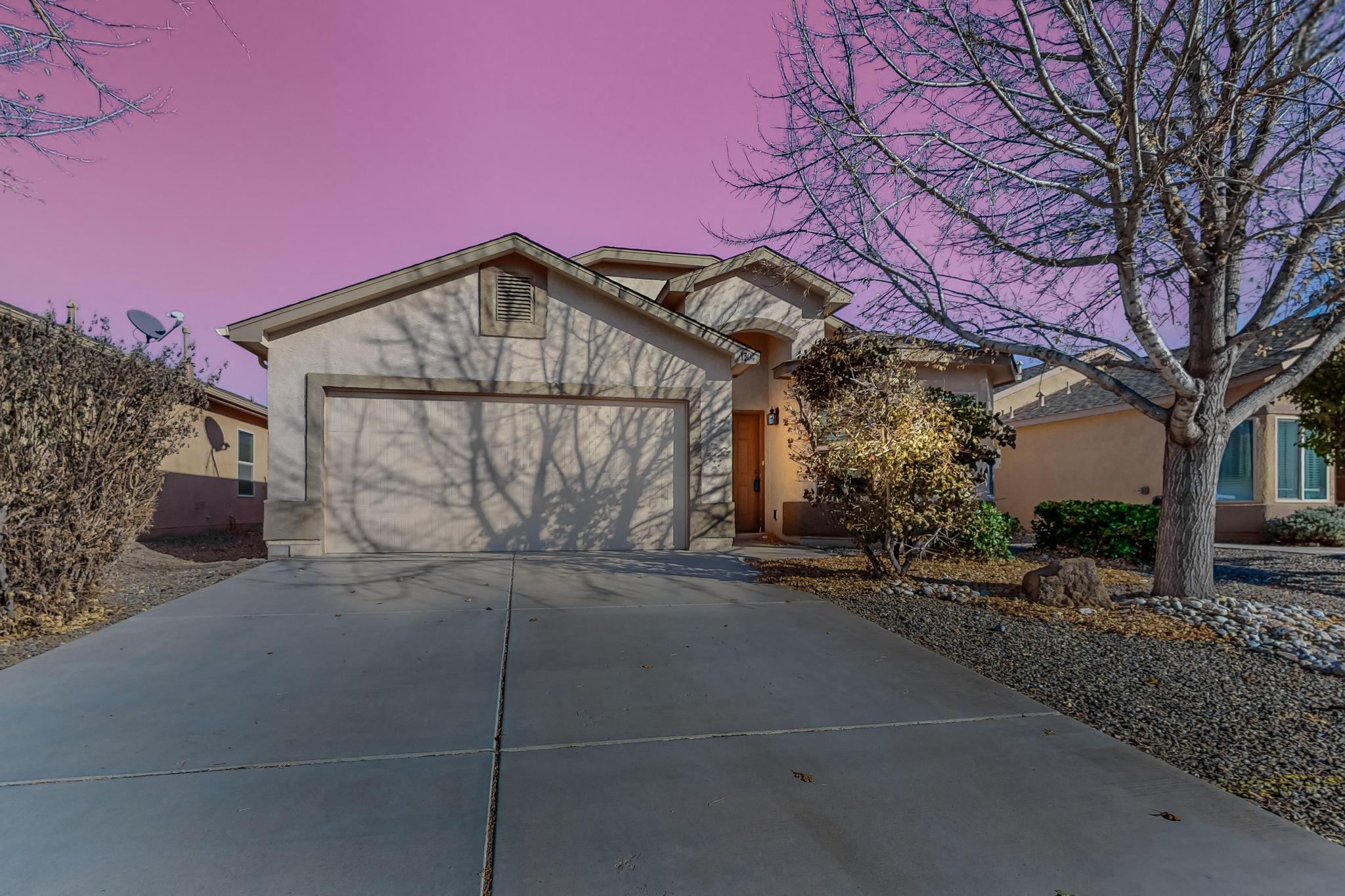 1304 Desert Paintbrush Loop, Rio Rancho, New Mexico image 1