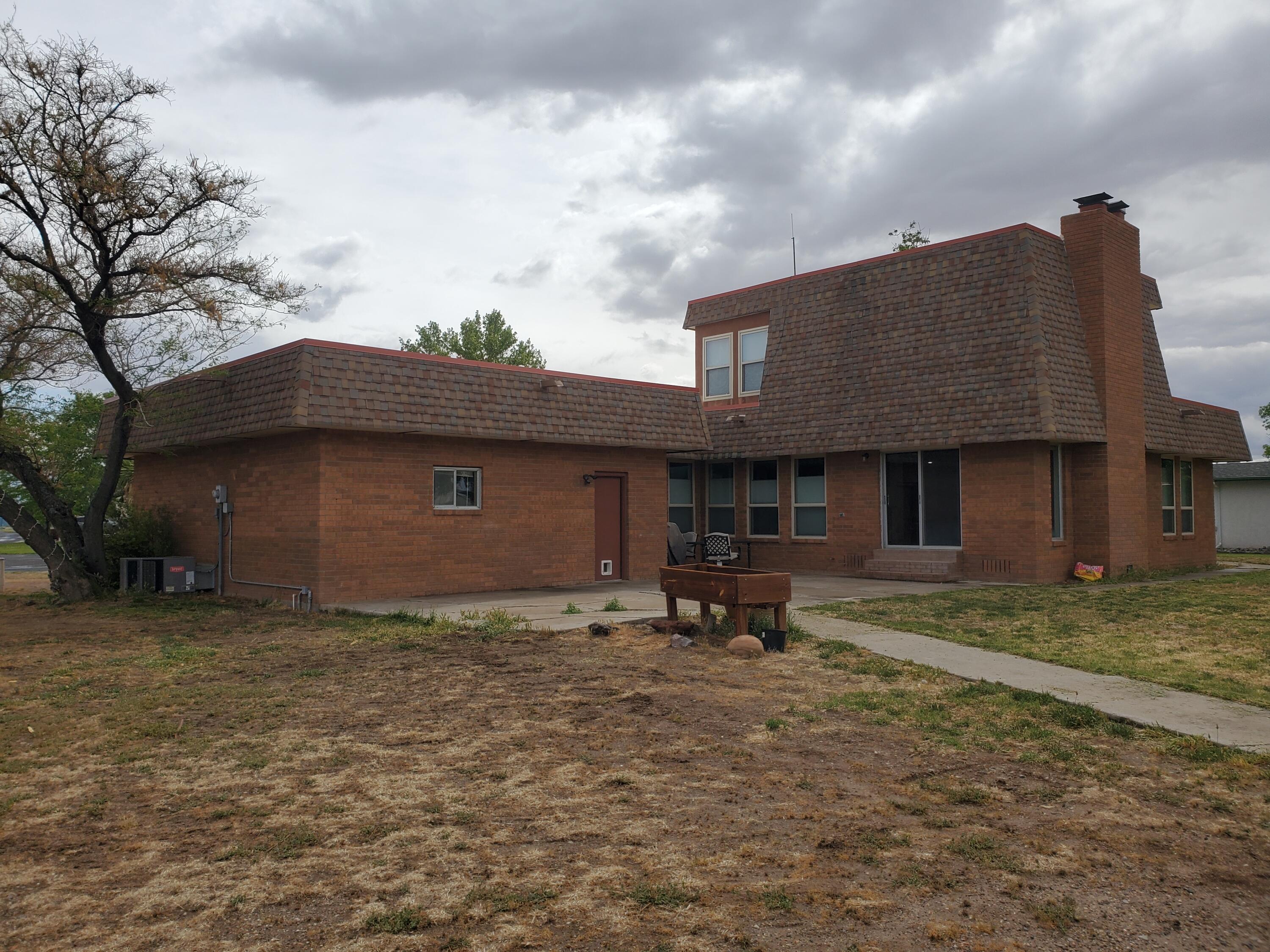 384 Don Street, Los Lunas, New Mexico image 2