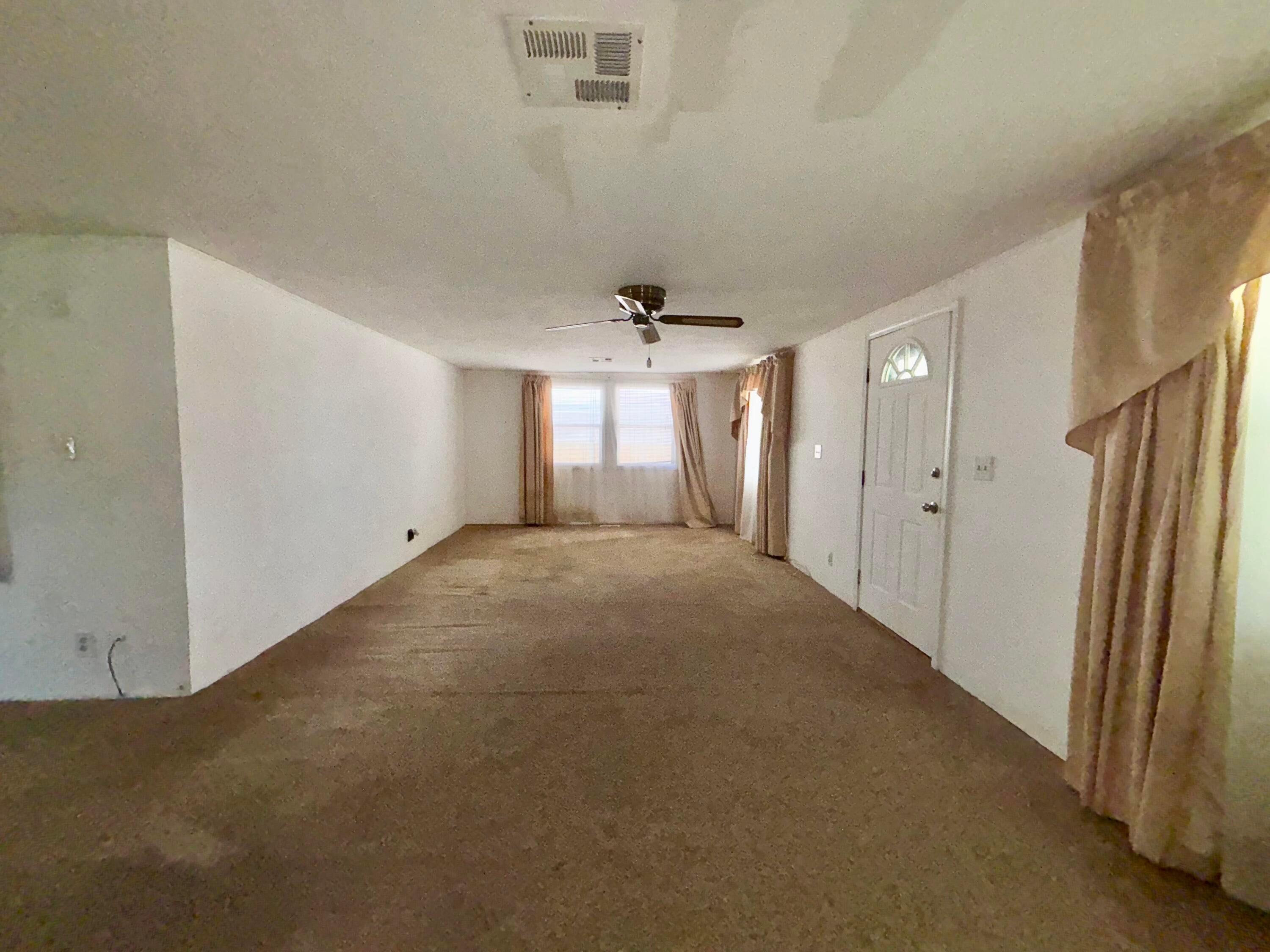 3030 Tamarack Circle