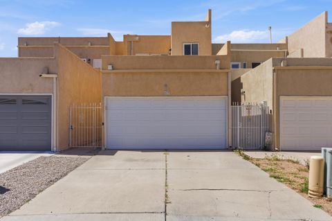 4623 Via Macduffee Road NE Albuquerque NM 87111