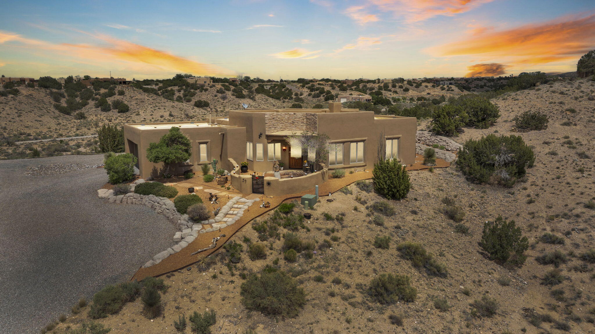 59 Sky Mountain Road, Placitas, New Mexico image 2