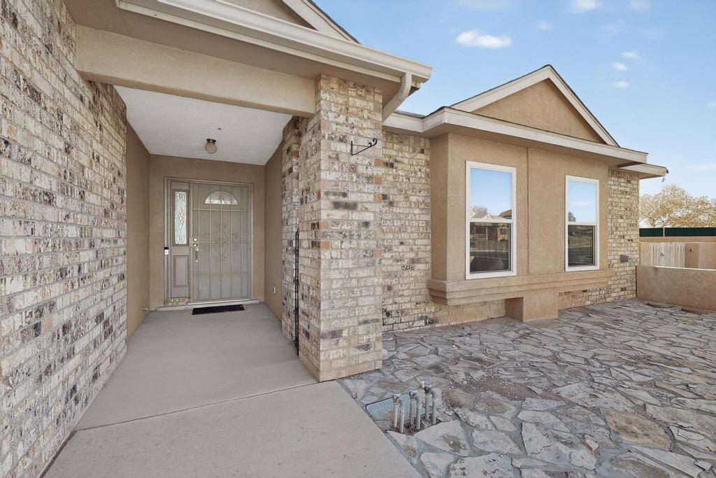 4049 Montreal Loop NE