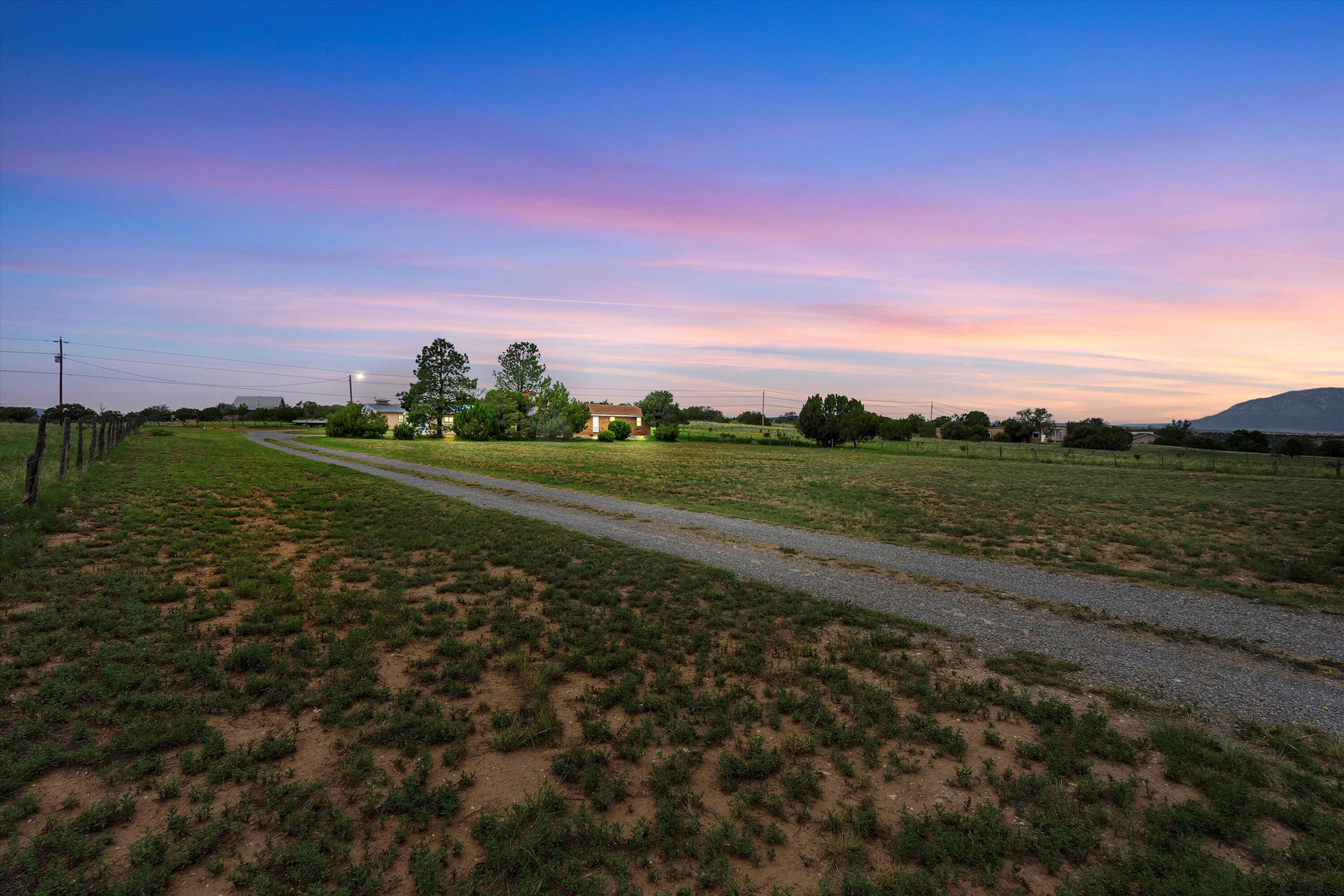 5 Bachelor Trail, Edgewood, New Mexico image 1