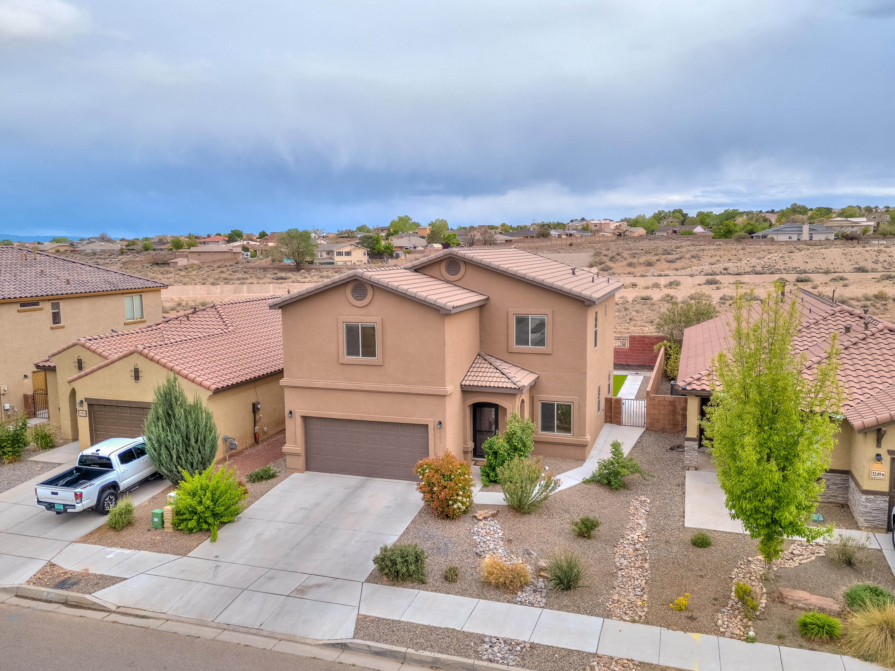 3253 Llano Vista Loop NE