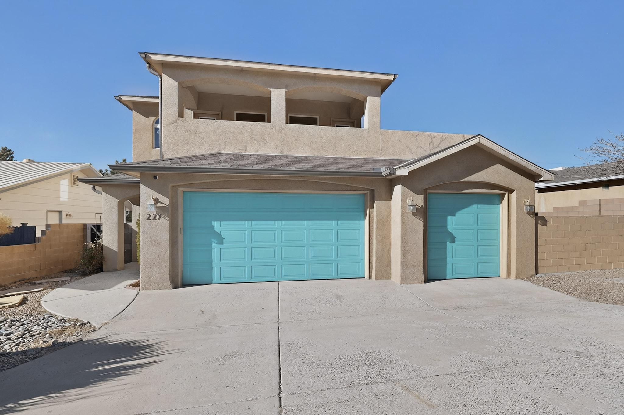 227 MONTE LARGO Drive NE