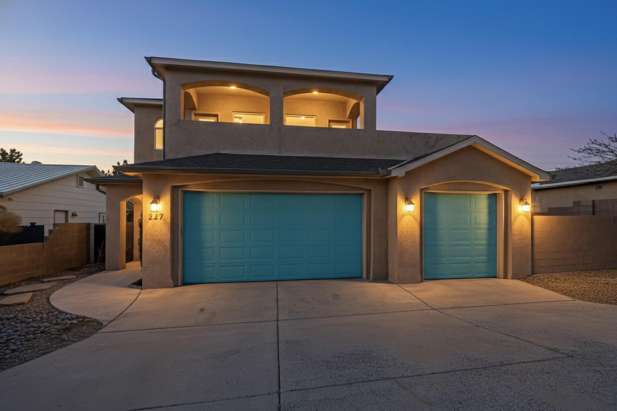 227 MONTE LARGO Drive NE