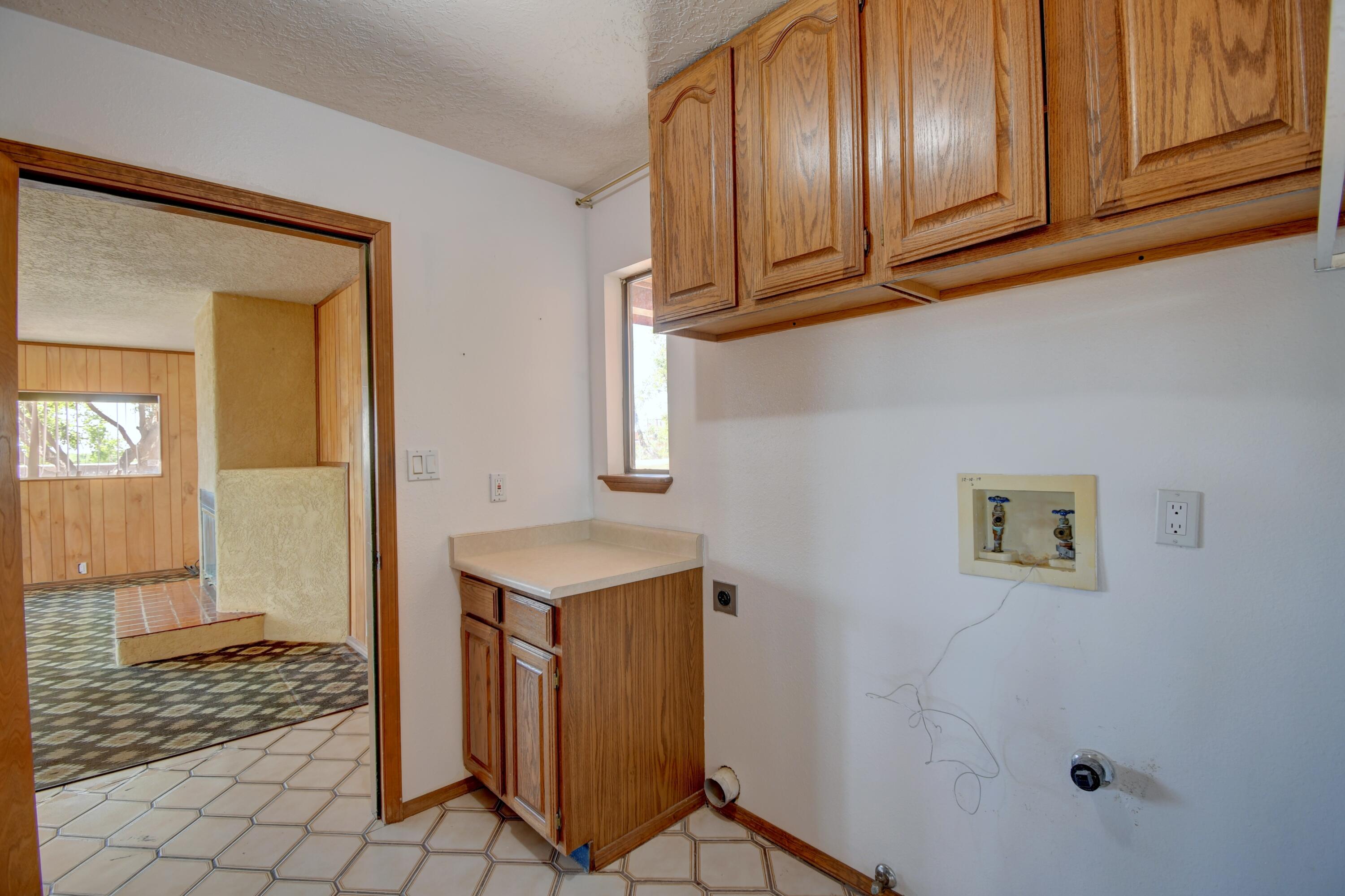908 Nazcon Place, Bernalillo, New Mexico image 20