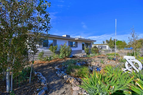 Photo of 1133 McKee Drive NE, Albuquerque, NM 87112 (MLS # 1113136)