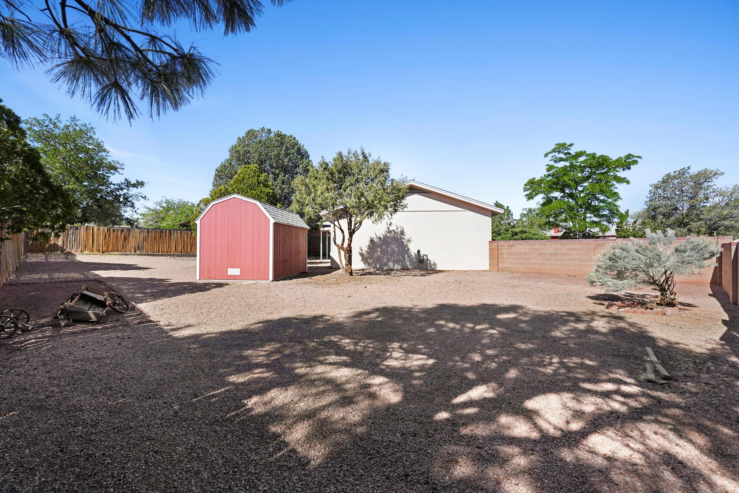 500 Gral Trevino Drive, Rio Rancho, New Mexico image 28
