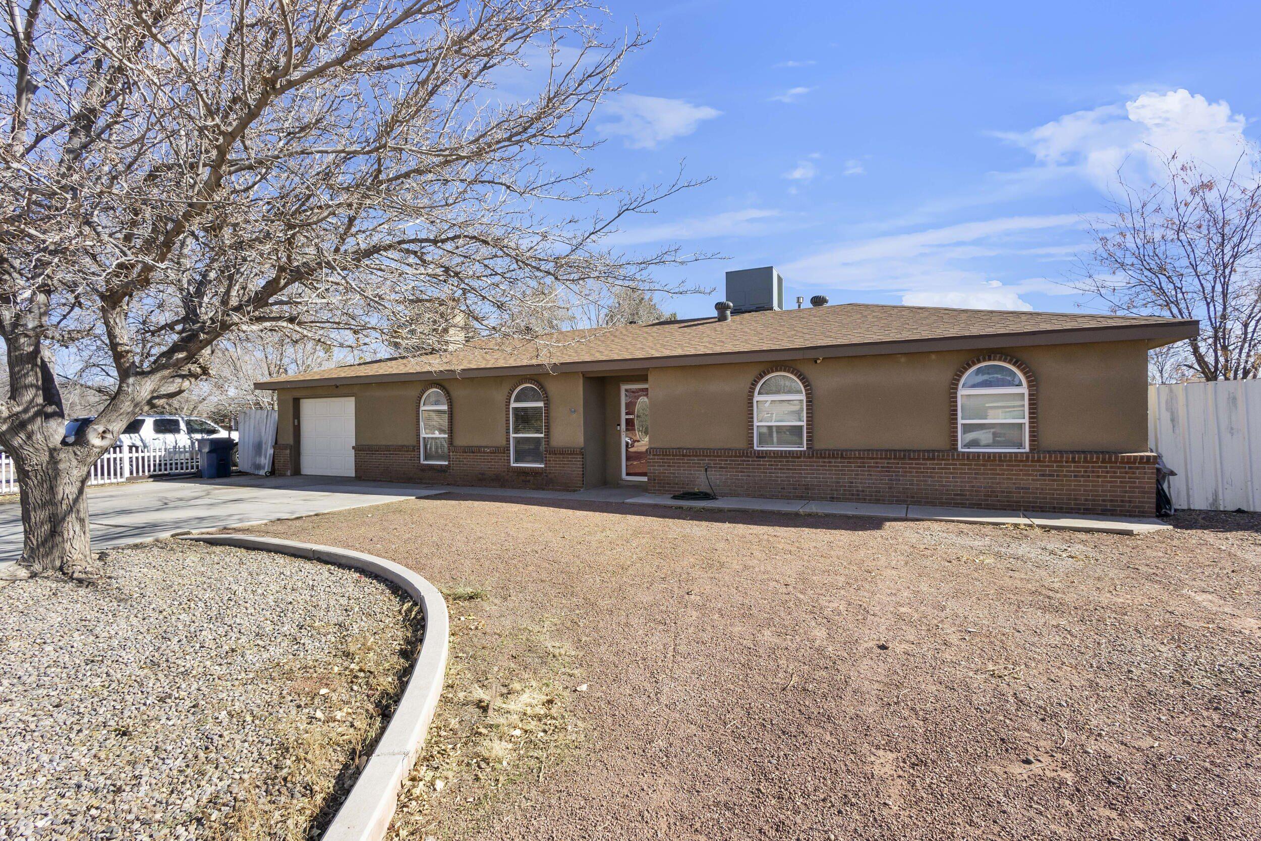 436 Valle Grande Drive, Los Lunas, New Mexico image 3