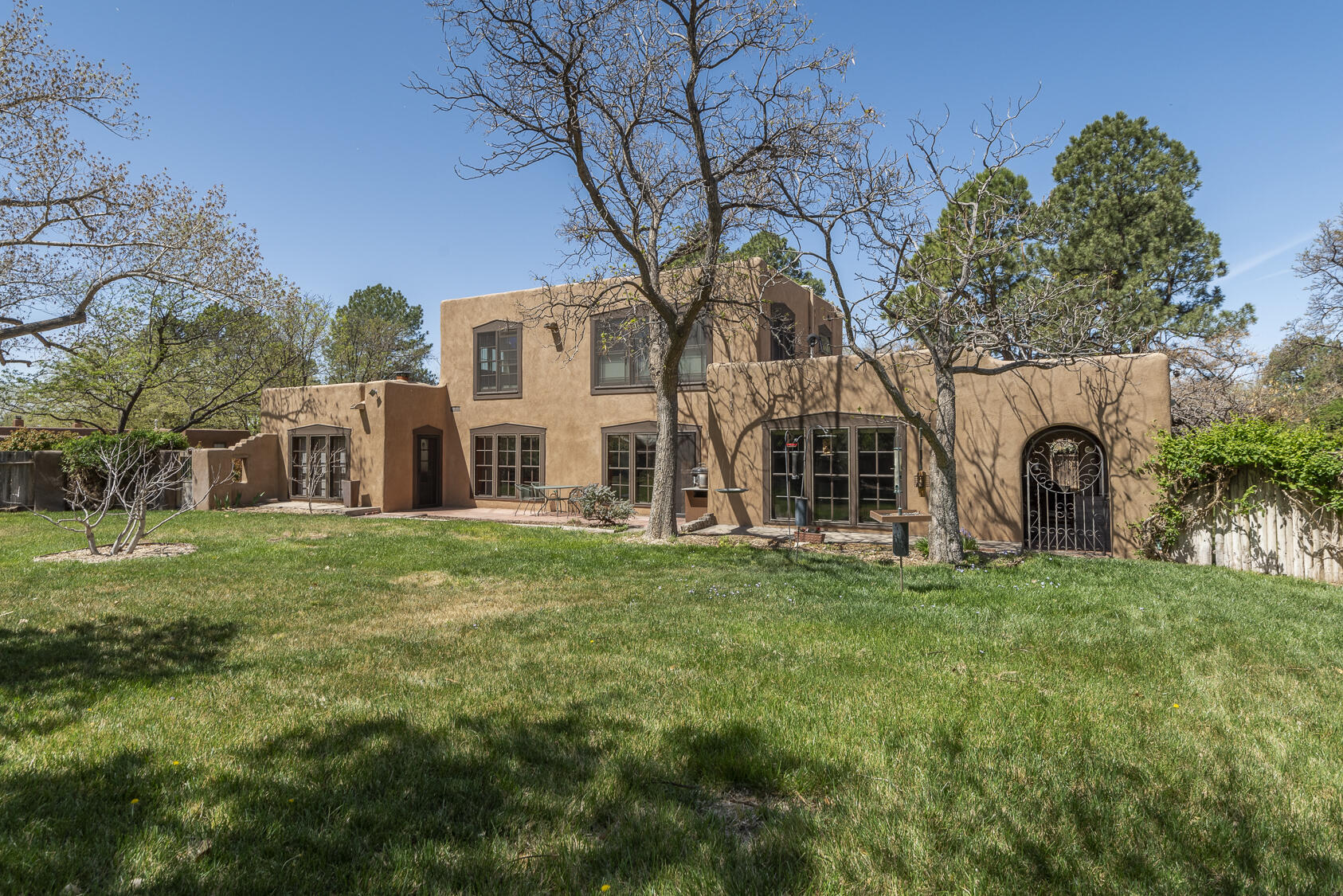 1905 Avenida Las Campanas, Los Ranchos, New Mexico image 39