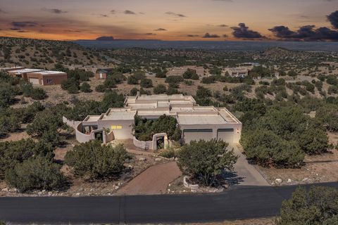 Photo of 20 PUESTA DEL SOL, Placitas, NM 87043 (MLS # 1090309)