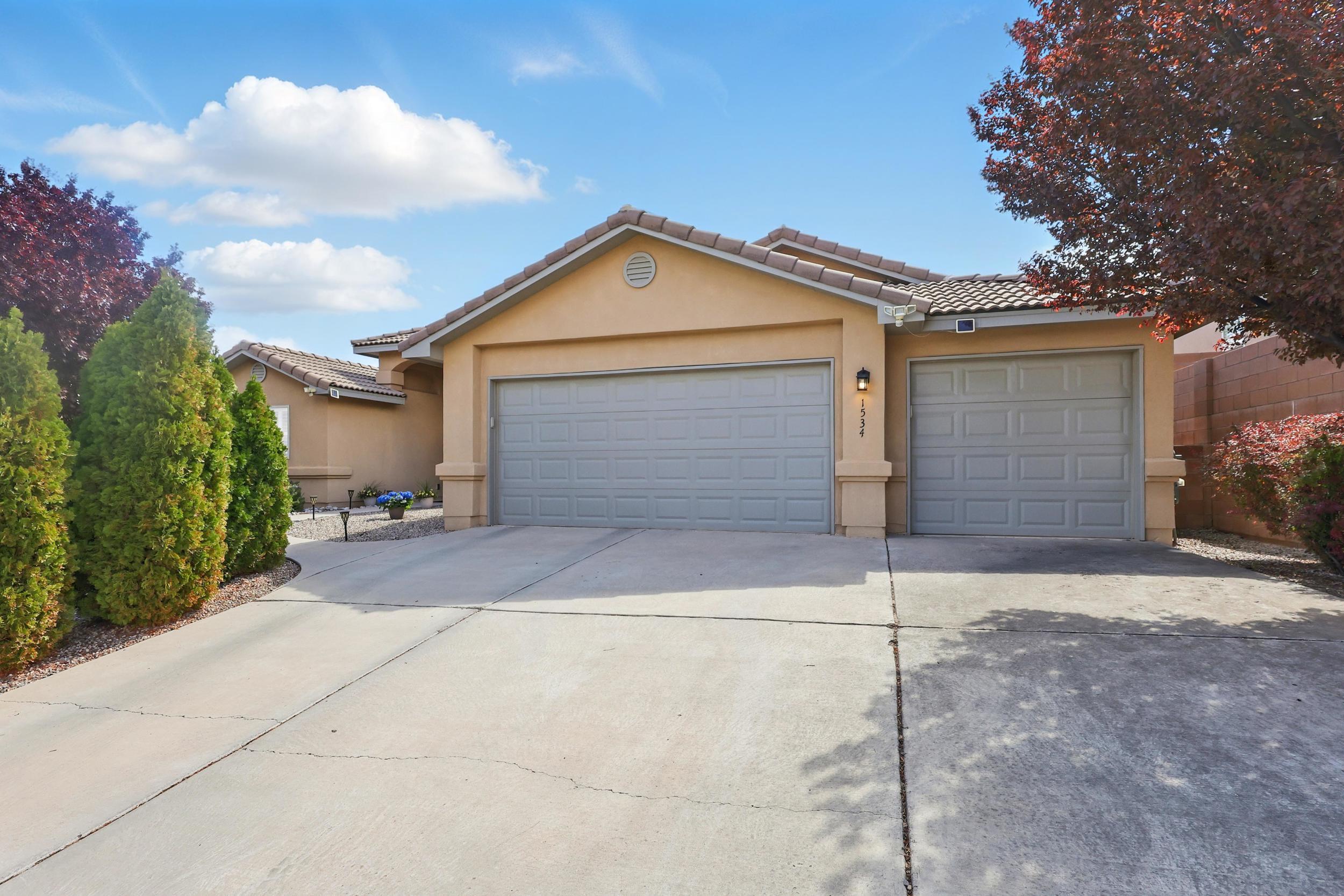 1534 White Pine Drive, Rio Rancho, New Mexico image 1