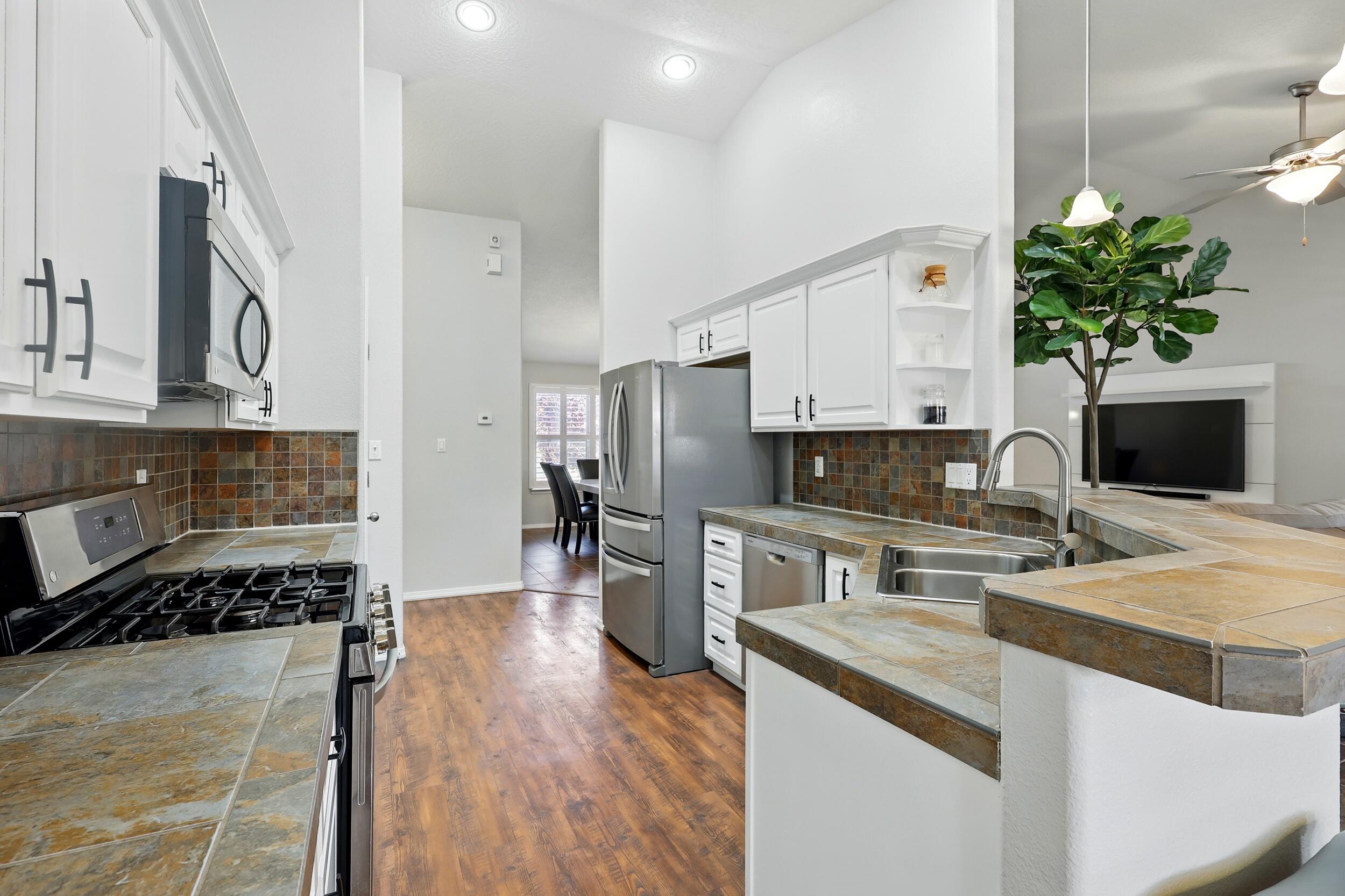 1534 White Pine Drive, Rio Rancho, New Mexico image 9