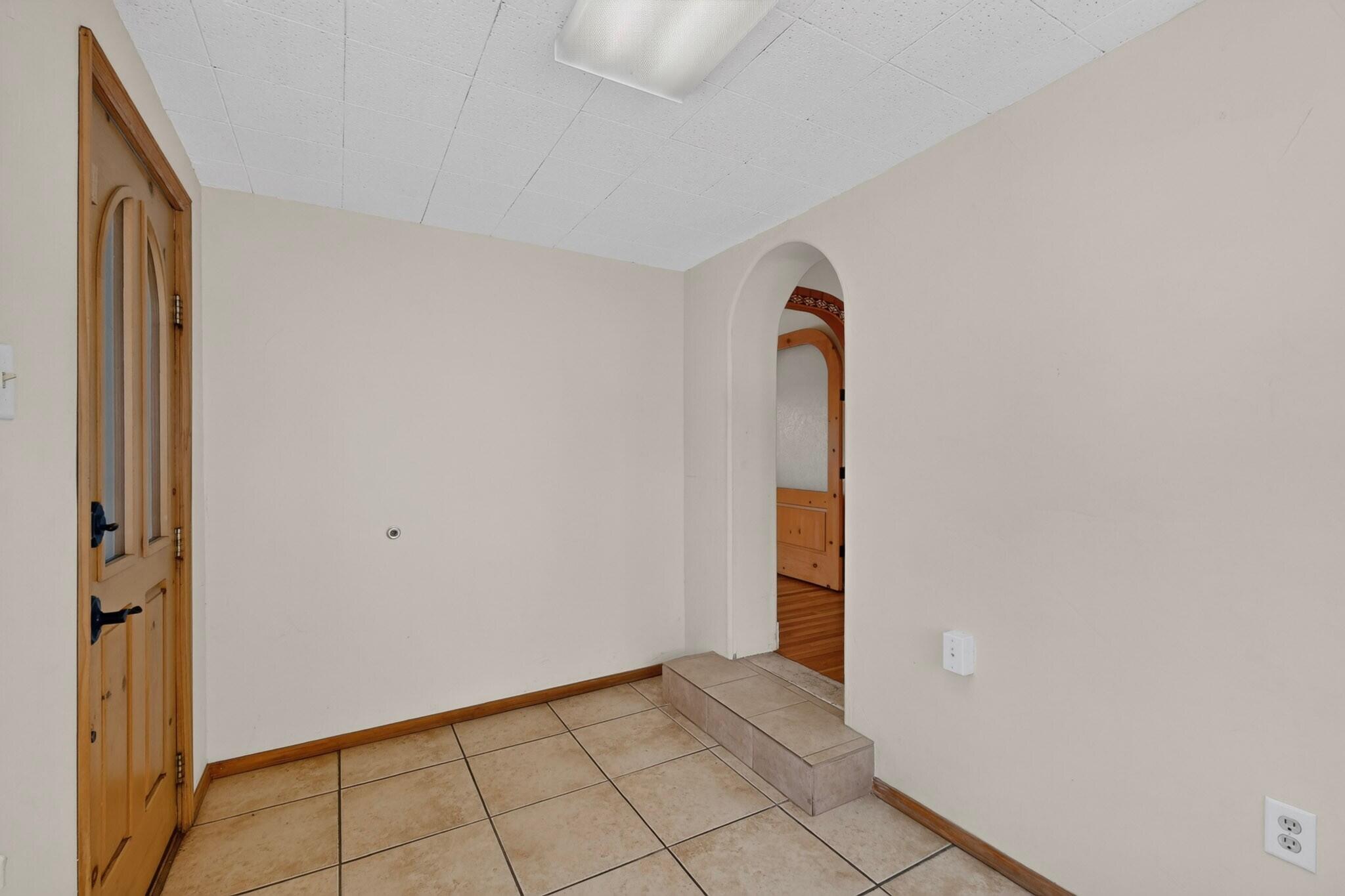 3612 Campus Boulevard NE