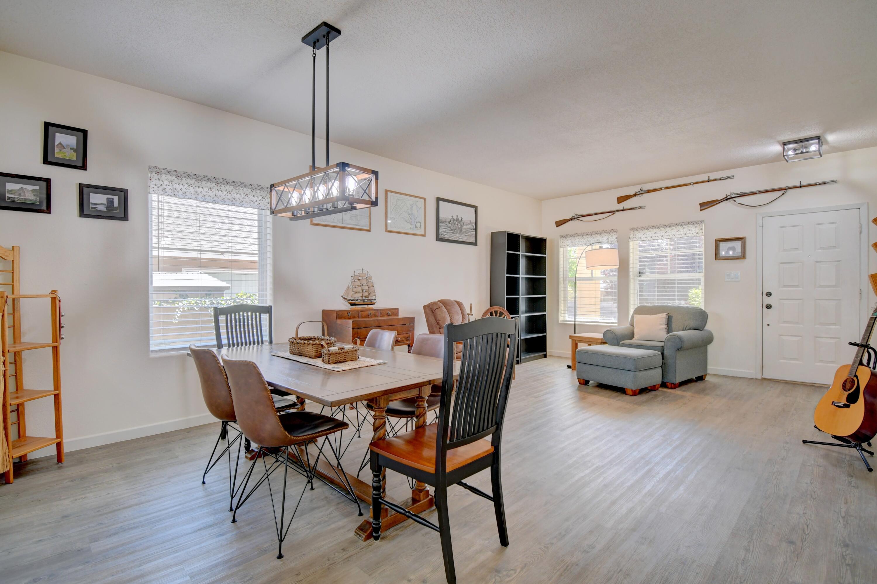 10483 E Calle Cordoba NW