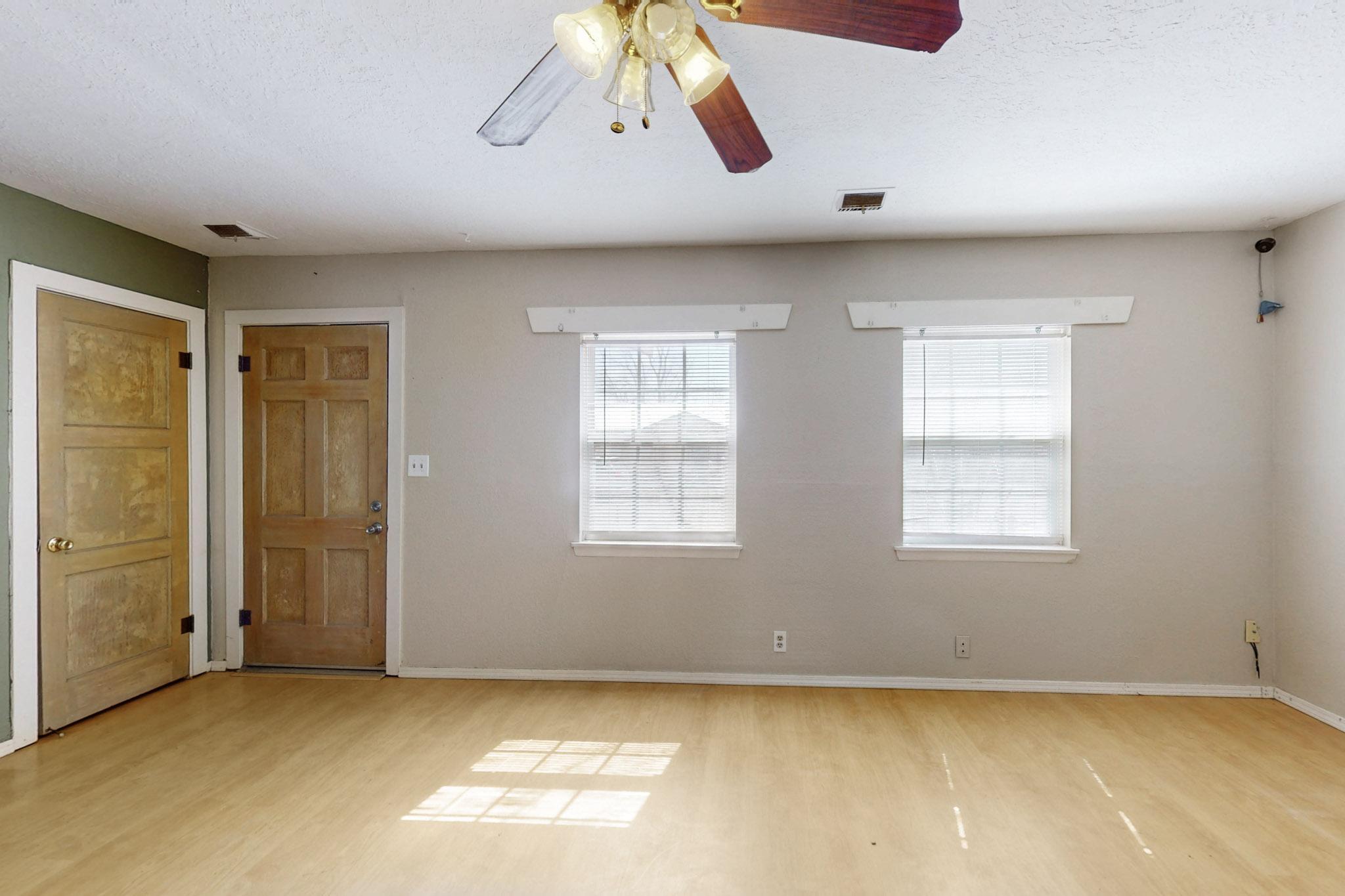 1614 Jude Court, Belen, New Mexico image 4