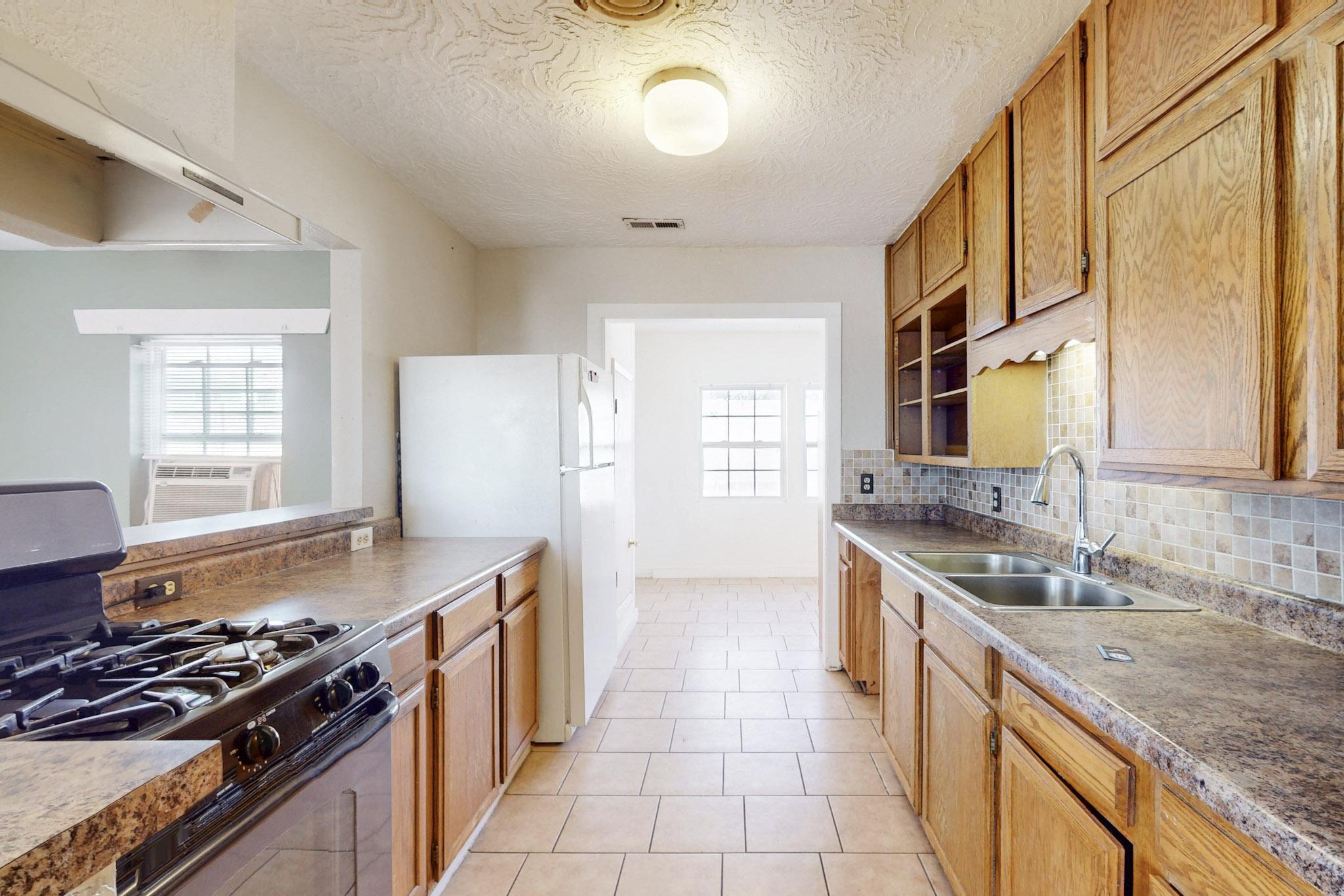 1614 Jude Court, Belen, New Mexico image 12