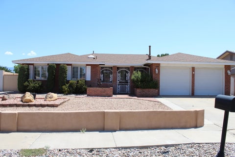 Photo of 5900 Tioga Road NW, Albuquerque, NM 87120 (MLS # 1108568)
