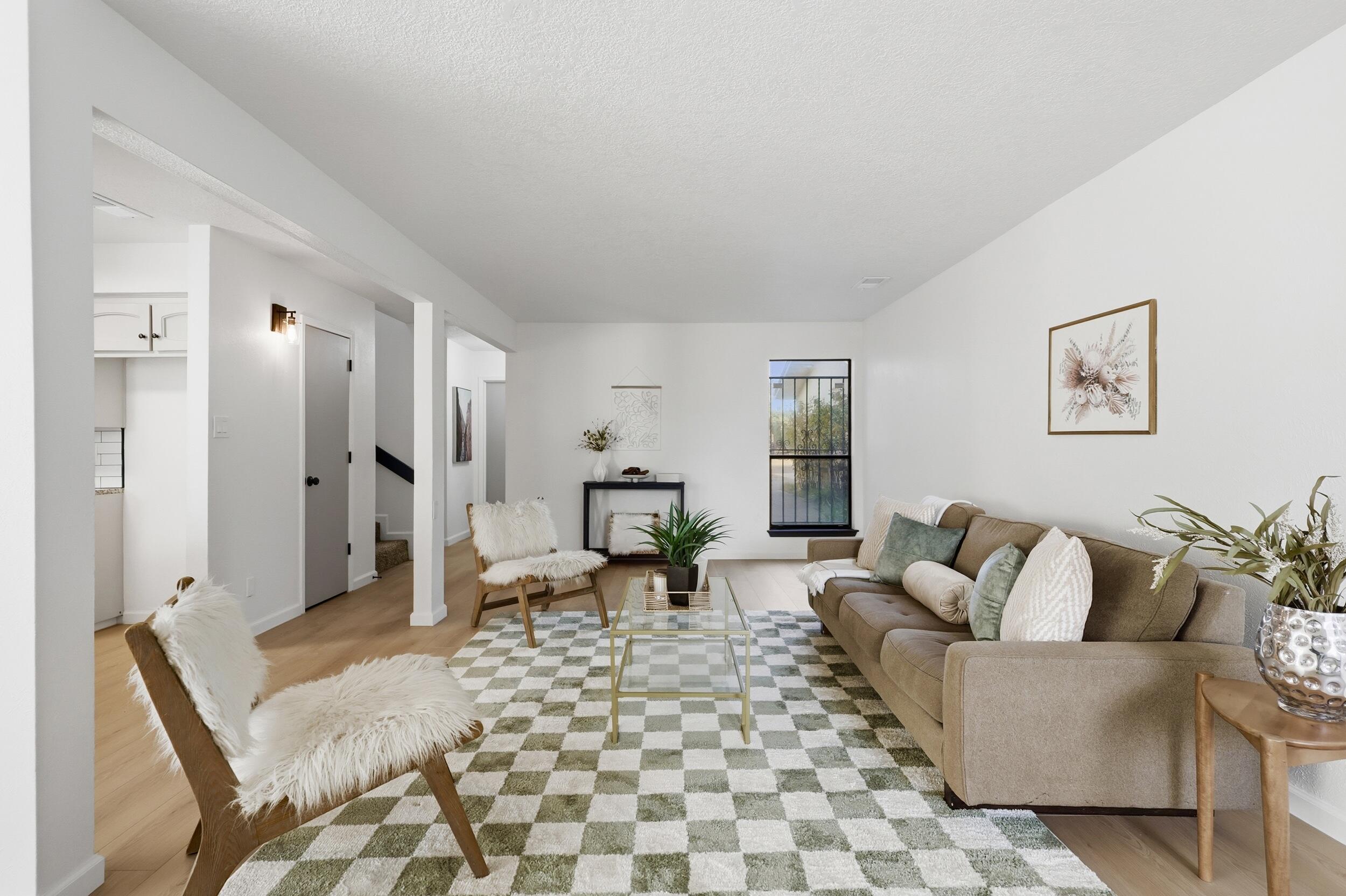 9016 Hendrix Road NE