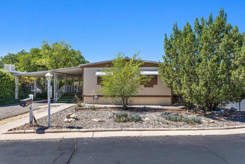 Mobile Home For Sale - 901 Beaver Trail<br/> Albuquerque, NM 87123