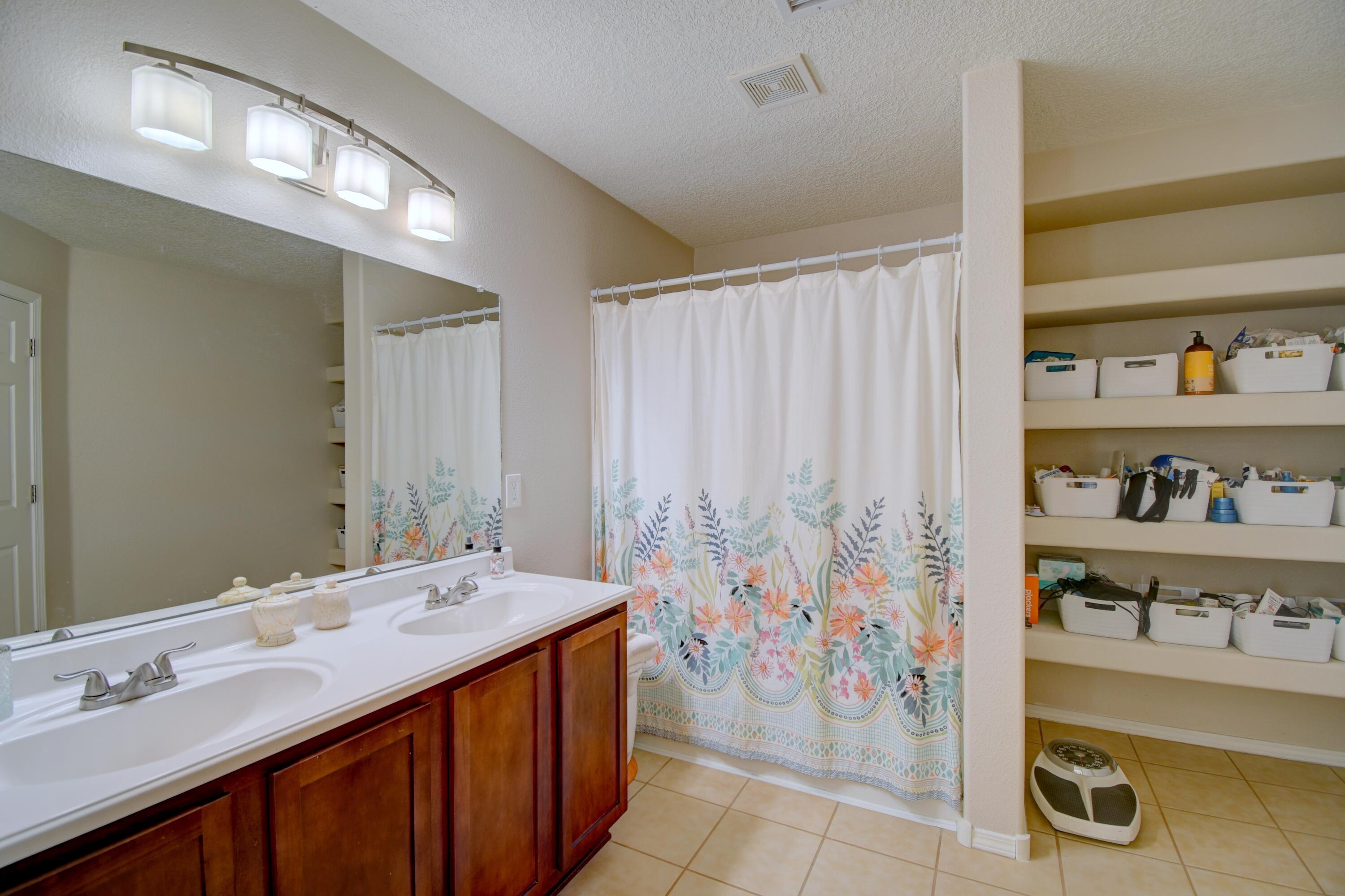 7217 Skagway Drive, Rio Rancho, New Mexico image 14