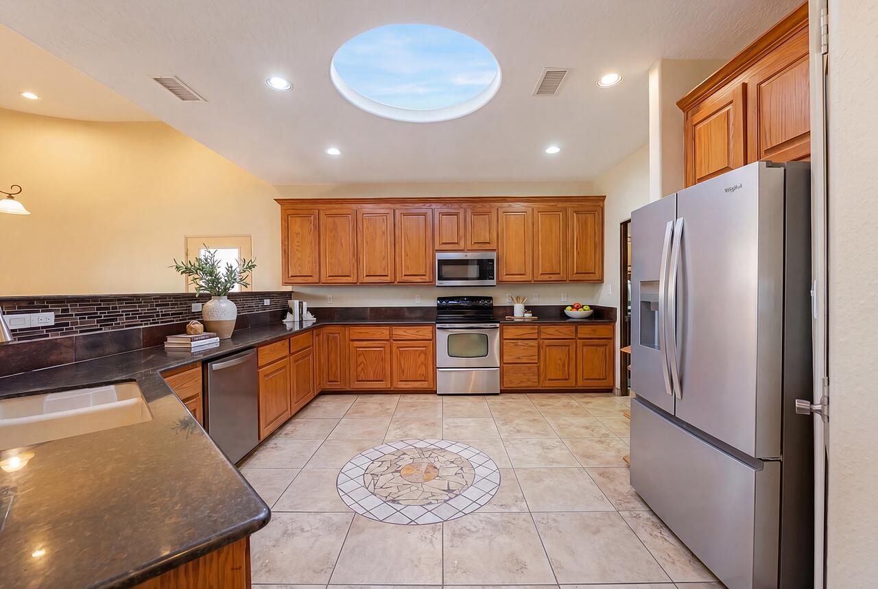 705 Chihuahua Road NE