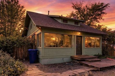 Photo of 520 Luna Boulevard NW, Albuquerque, NM 87102 (MLS # 1106954)